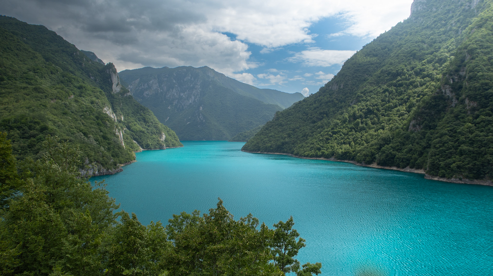 Lac artificiel de Pluzine
