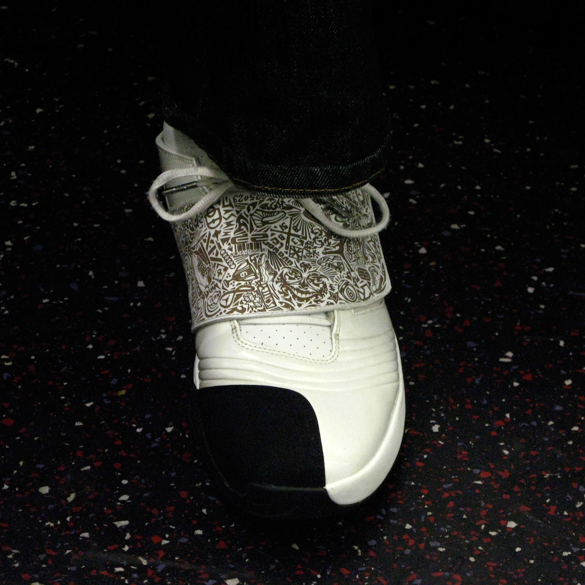 Sneaker of Subway Rider, '07