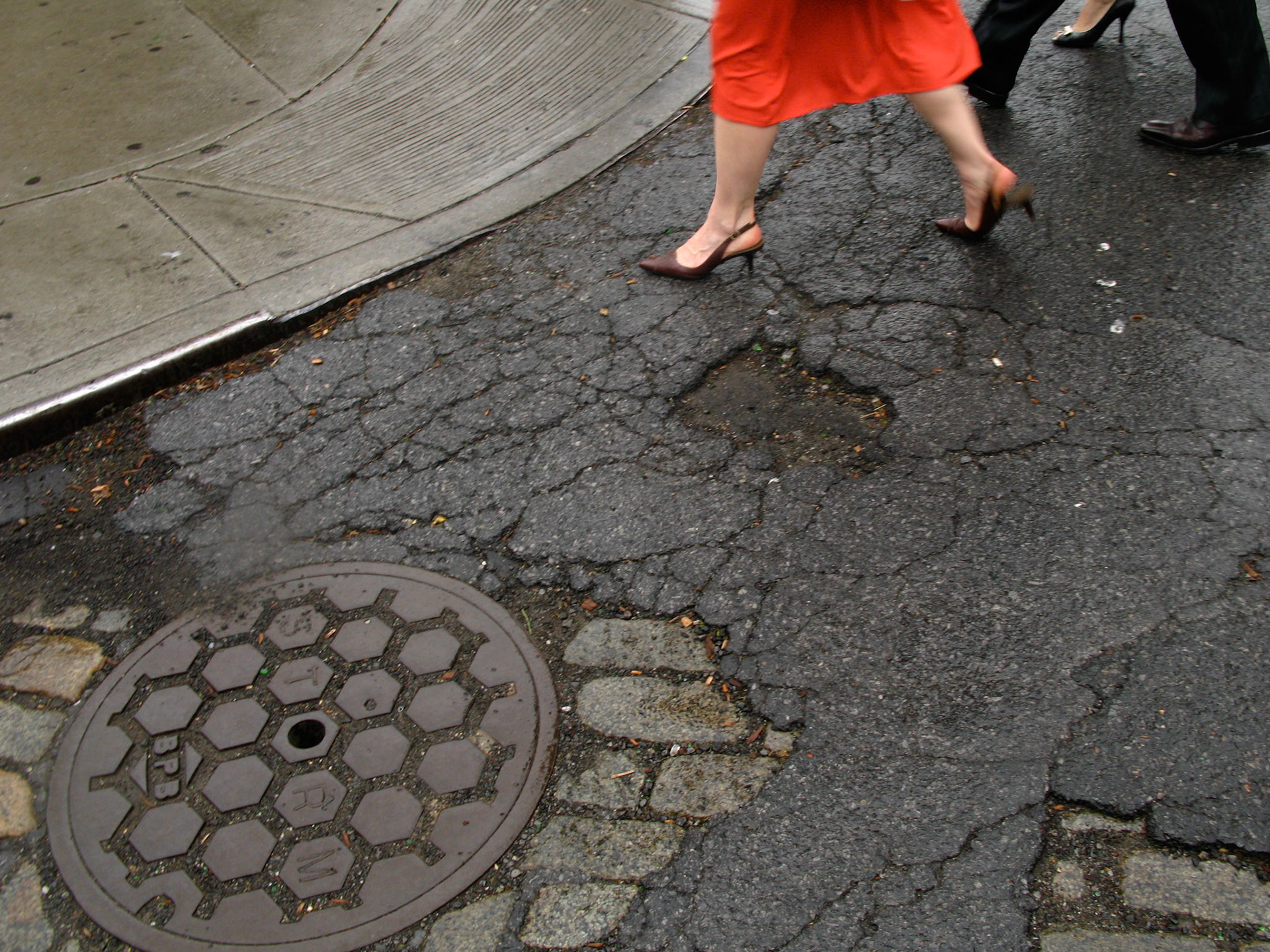 Orange Drees &amp; Heels, DUMBO, May, 2007