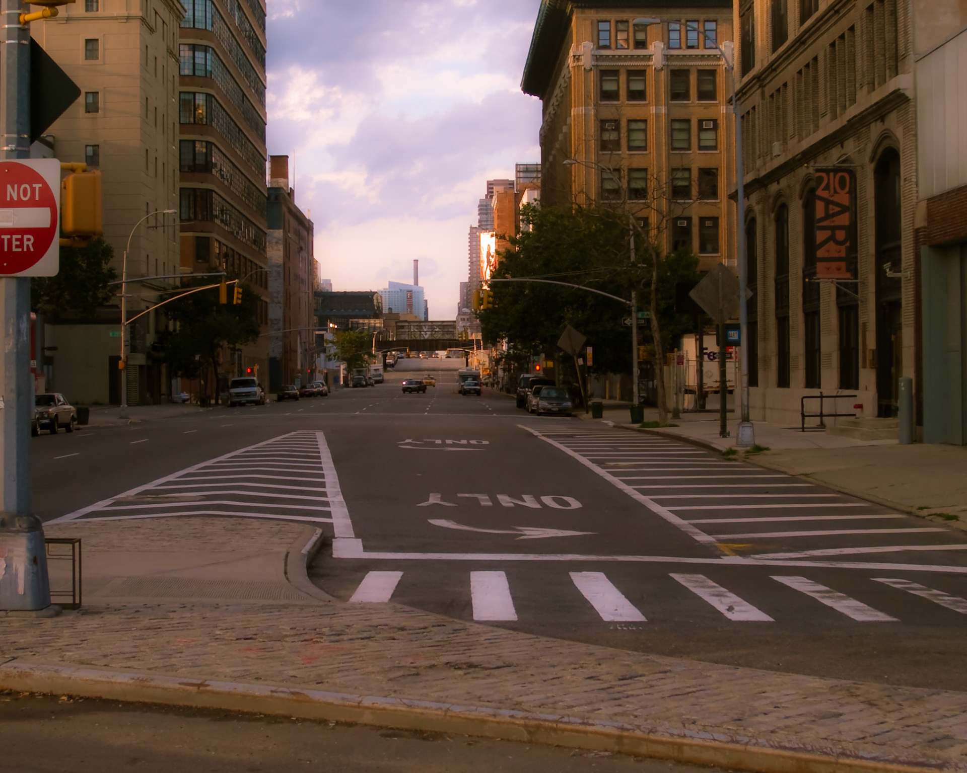 Tenth Ave Looking North, '05