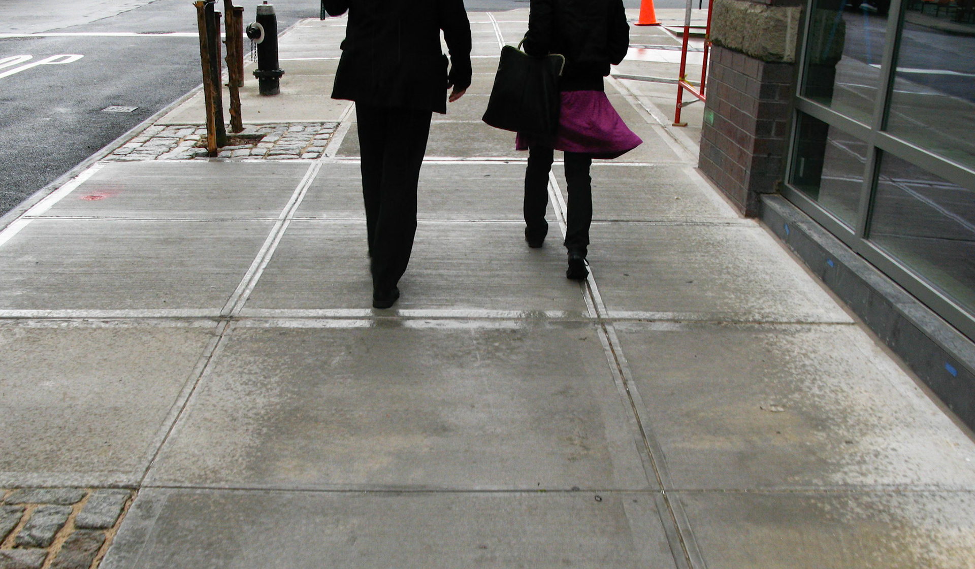 Purple Skirt, DUMBO, May, 2007