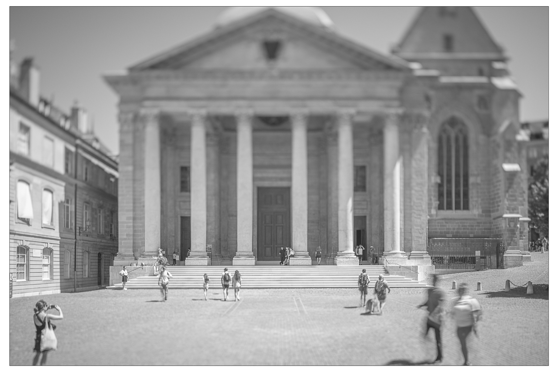 Cour de Saint-Pierre - Genève - Juillet 2025