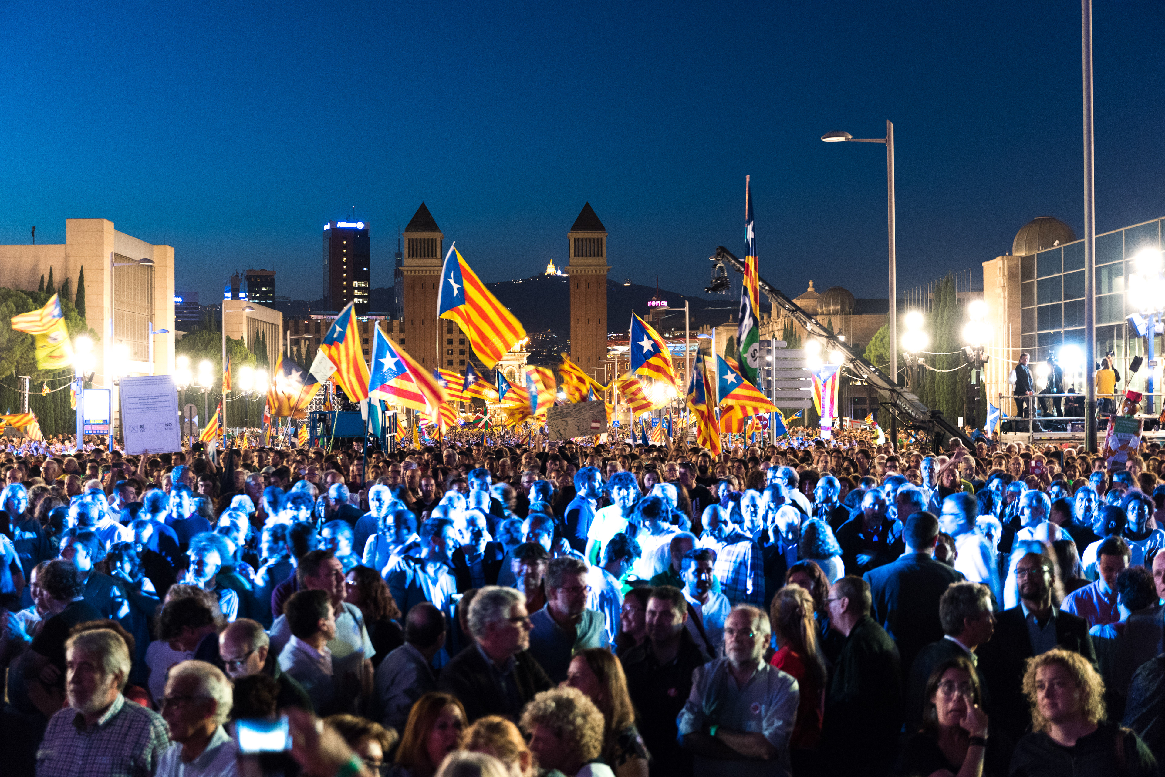 2017 - REFERENDUM INDEPENDANCE CATALOGNE - BARCELONE - POUR "BON POUR LA TETE"