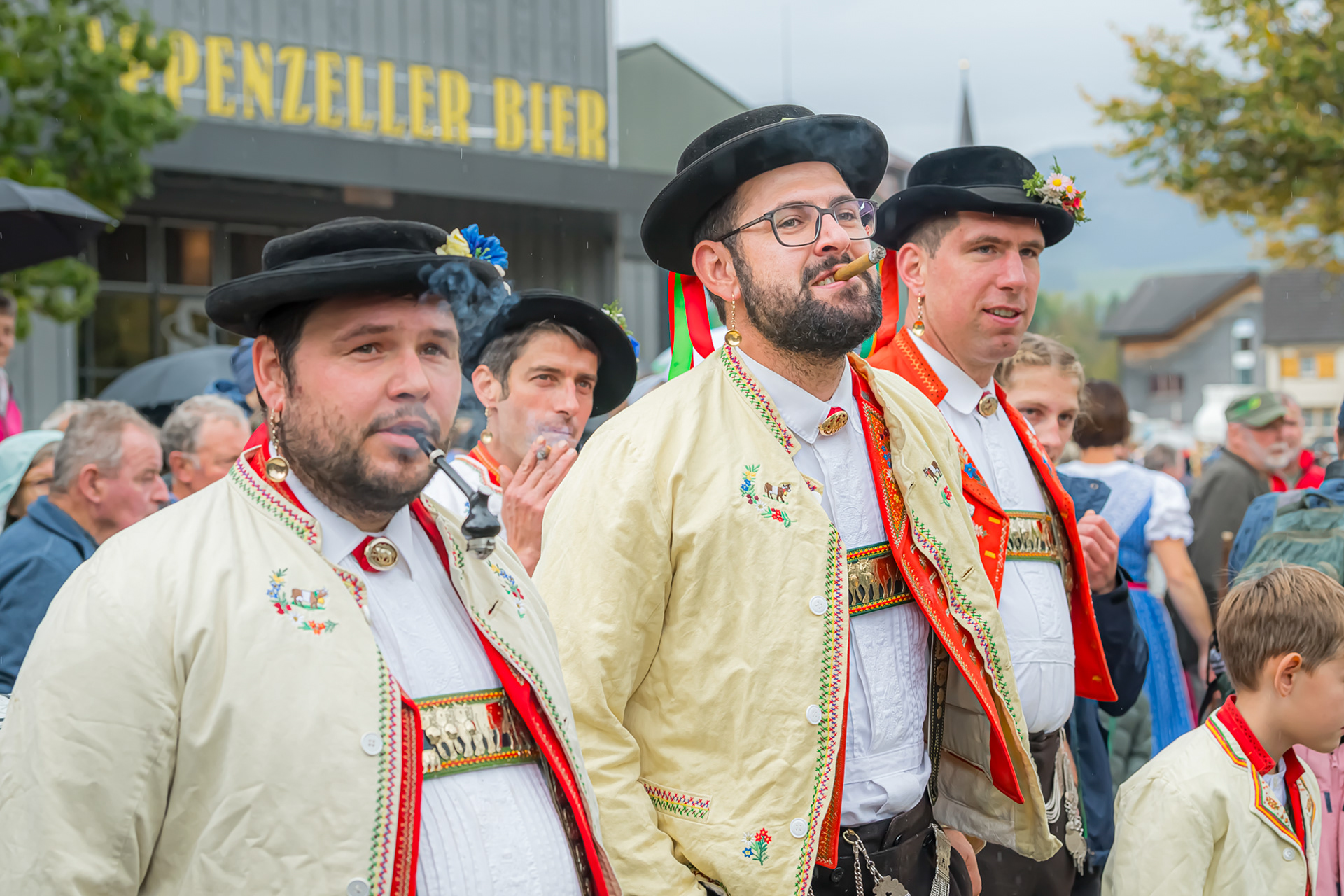 ARRIVEE SUR LE LIEU D’EXPOSITION POUR LA REVUE DE BETAIL - APPENZELL (APPENZELL) - 2024
