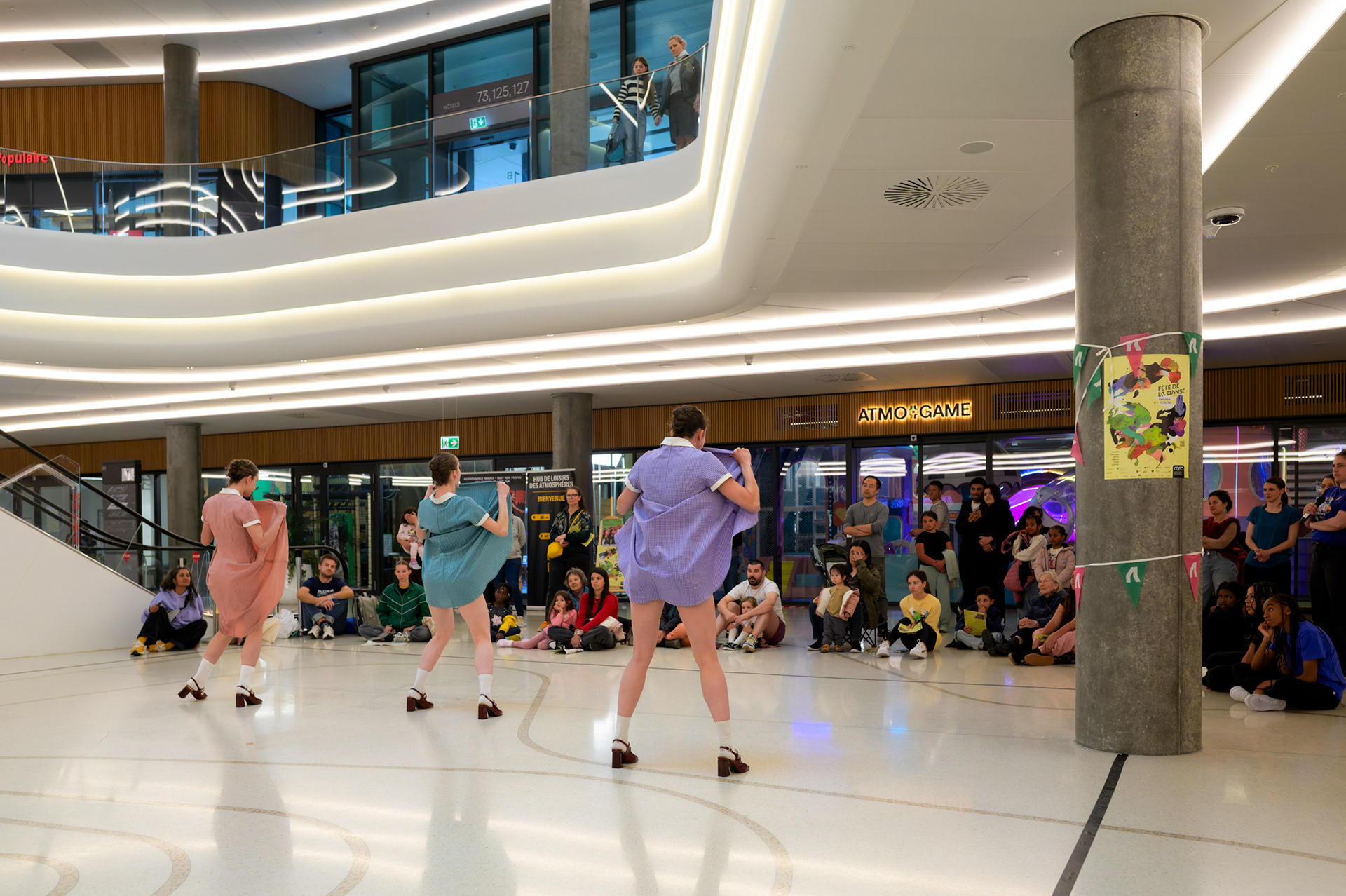 « Polish »  de  Third Skin Collective - Centre commercial Les Atmosphères - Vernier - Mai 2026 - Pour la Fête de la Danse