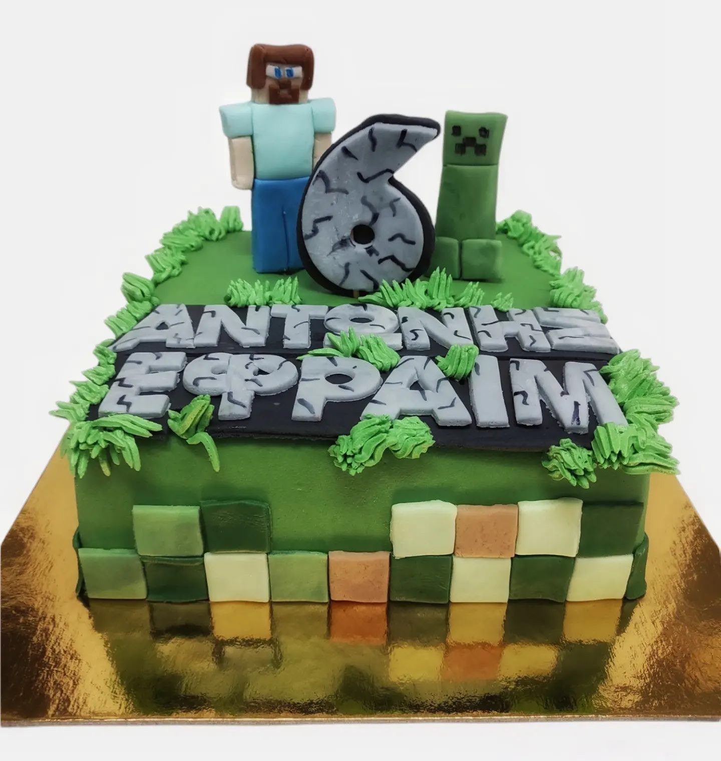 Minecraft Cake