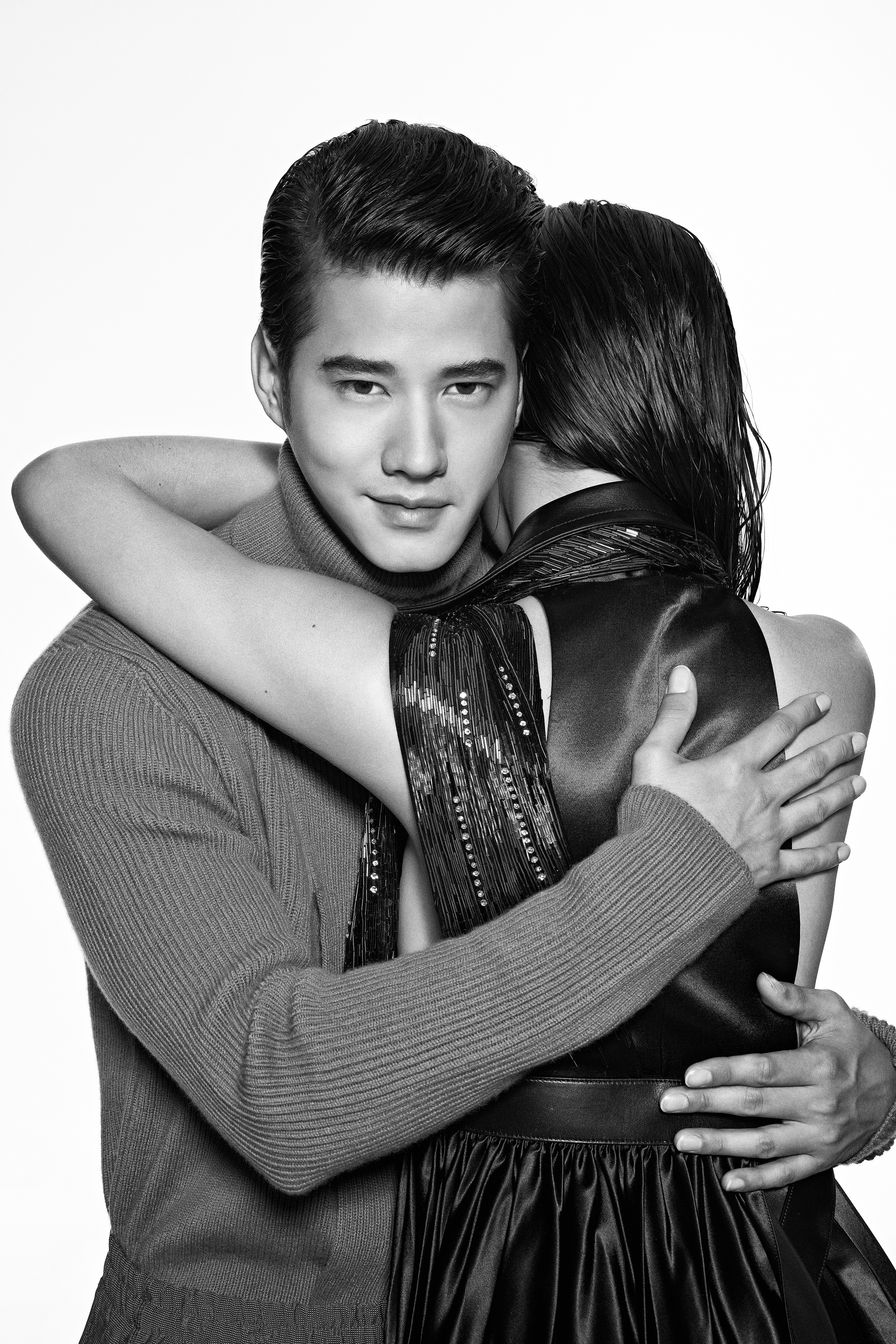 ช่างภาพ เบิร์ด ศิวกร Harper's BAZAAR