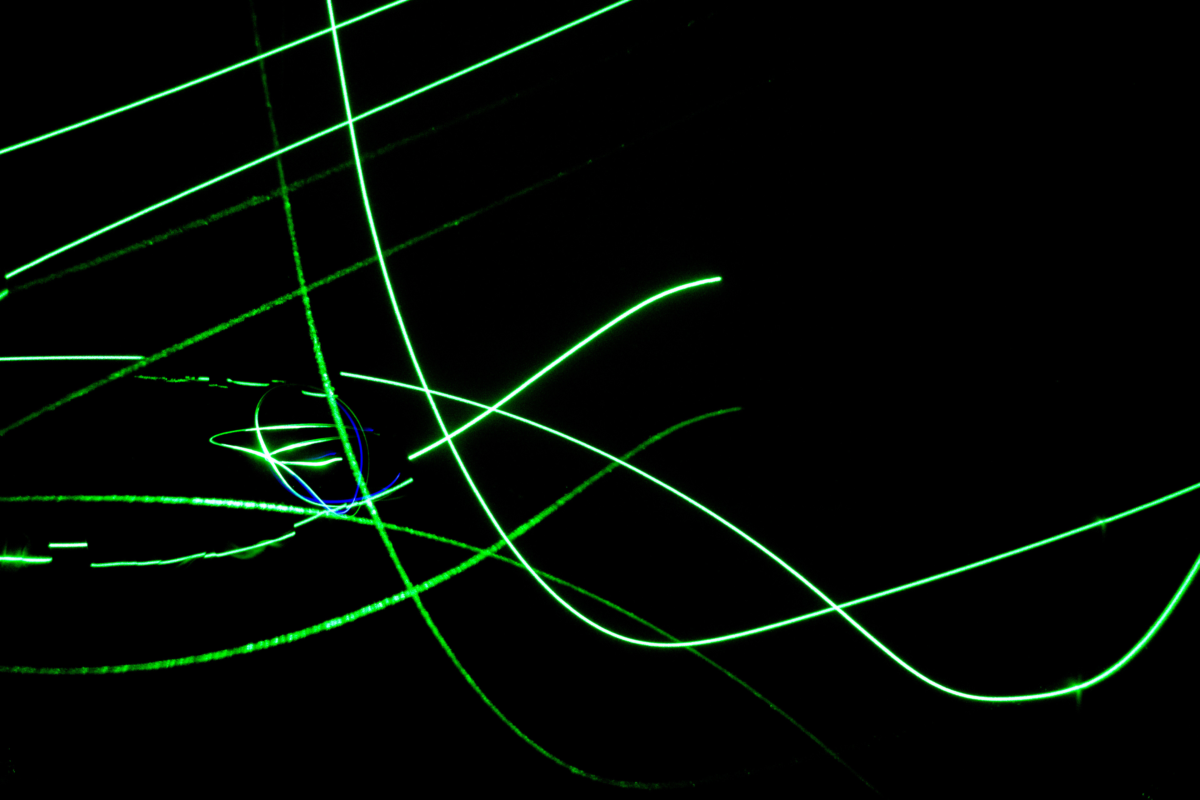 ISO 3200, f/4.2, 1.00s  |  Light Source: Green Laser