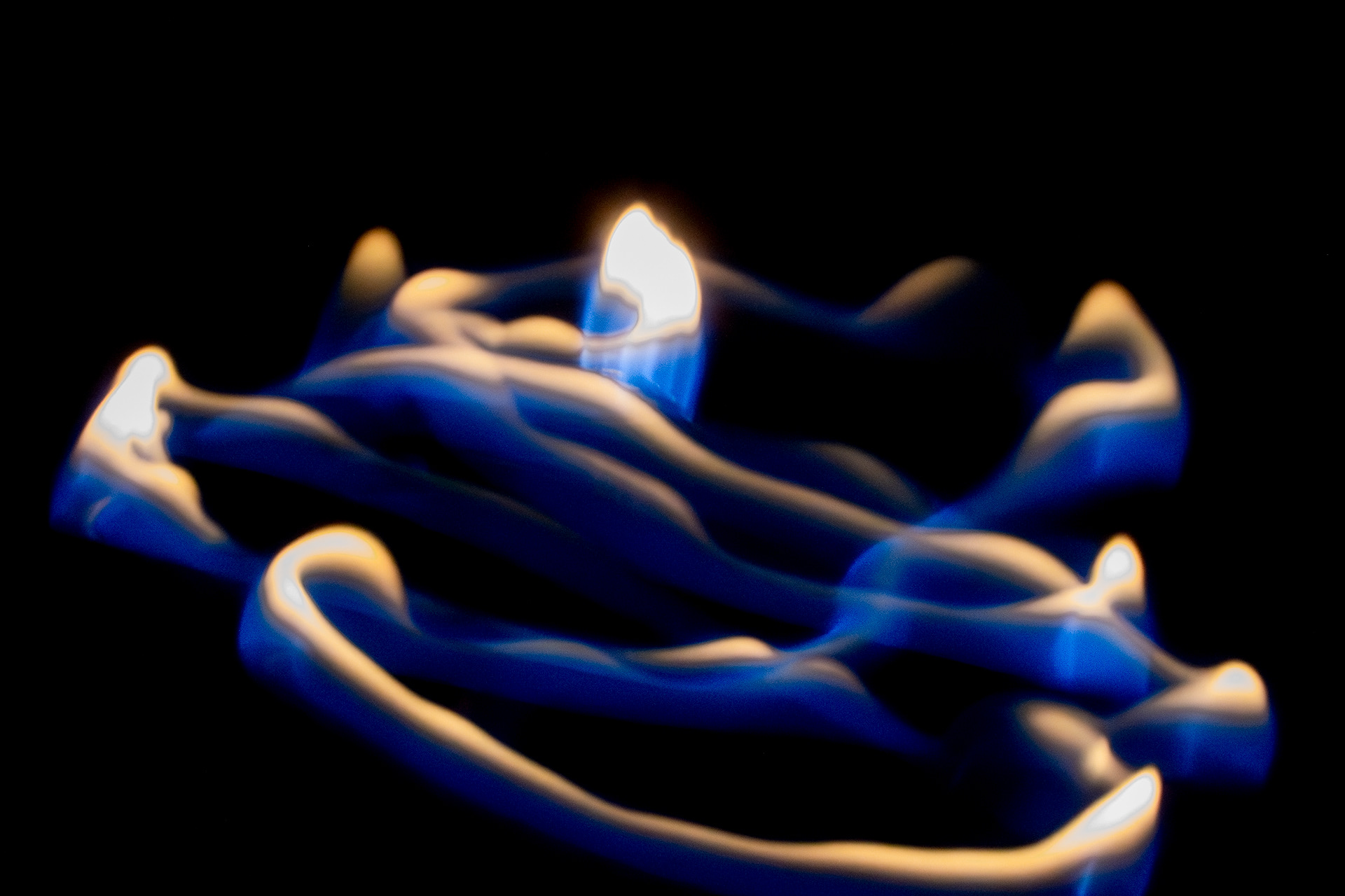 ISO 12800, f/25, 3.00s  |  Light Source: Lighter 