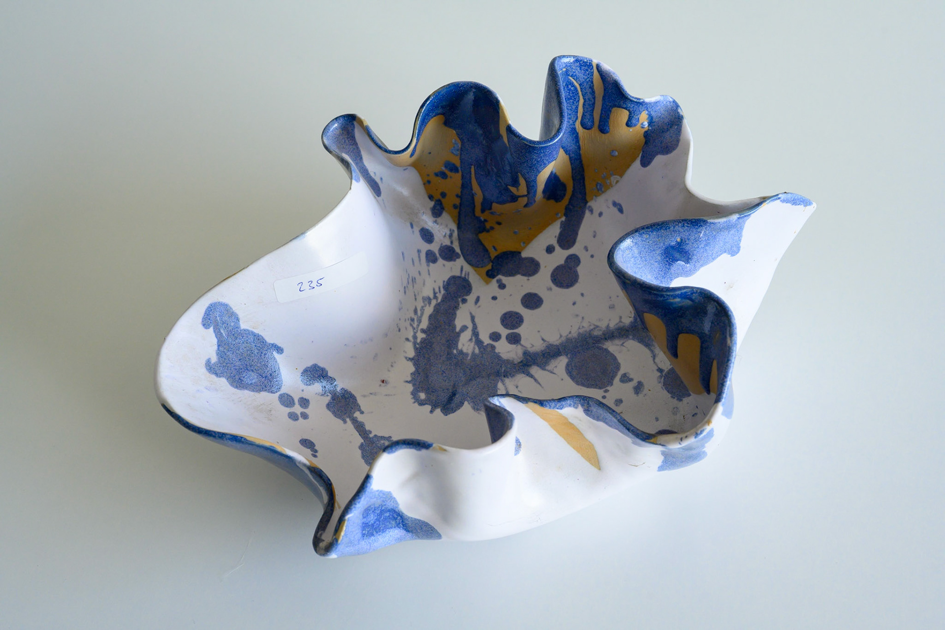 Keramik 235: Schale, 28 cm lang - VERKAUFT