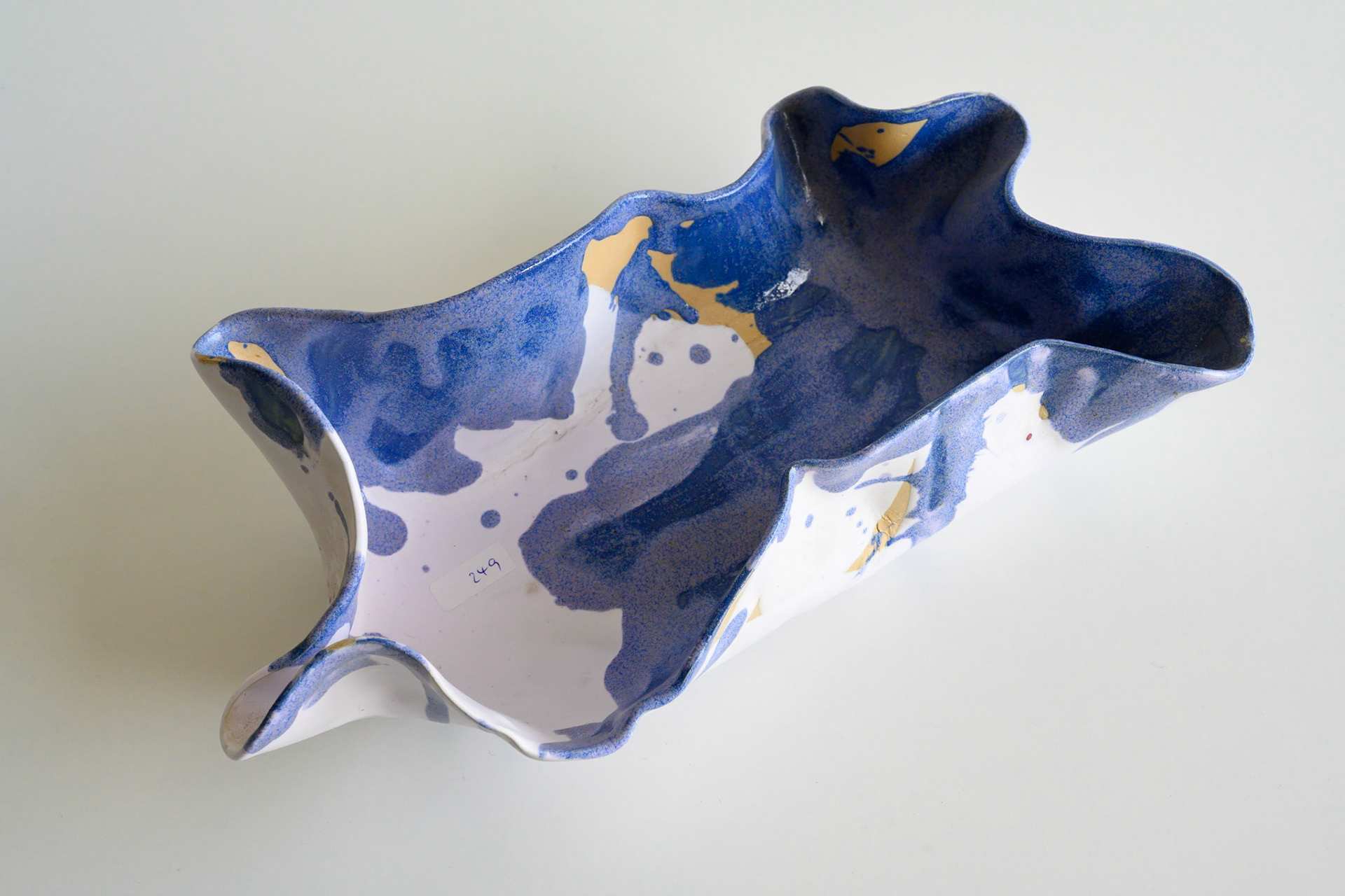 Keramik 249: Schale, 32 cm lang