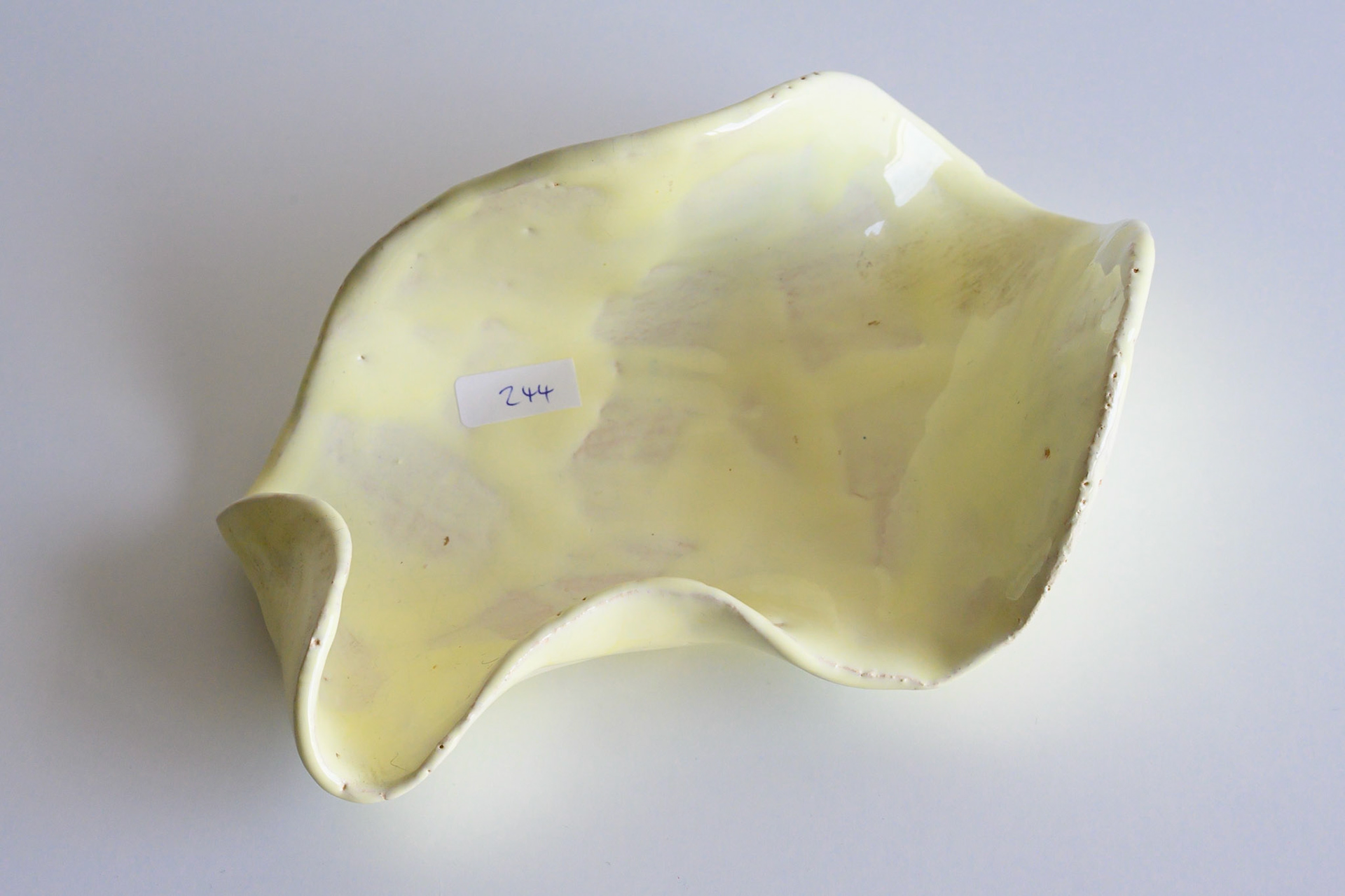 Keramik 244: Schale, 20 cm lang