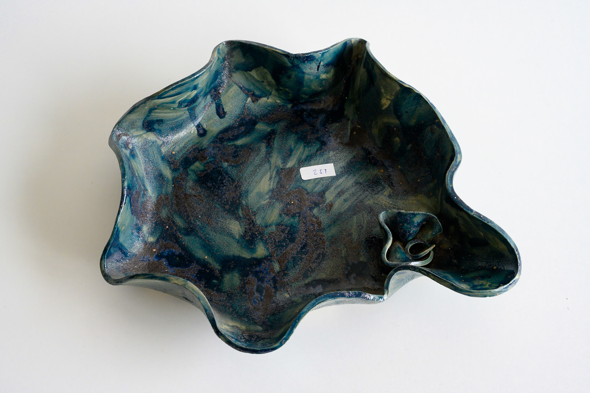 Keramik 251: Schale, 30 cm lang