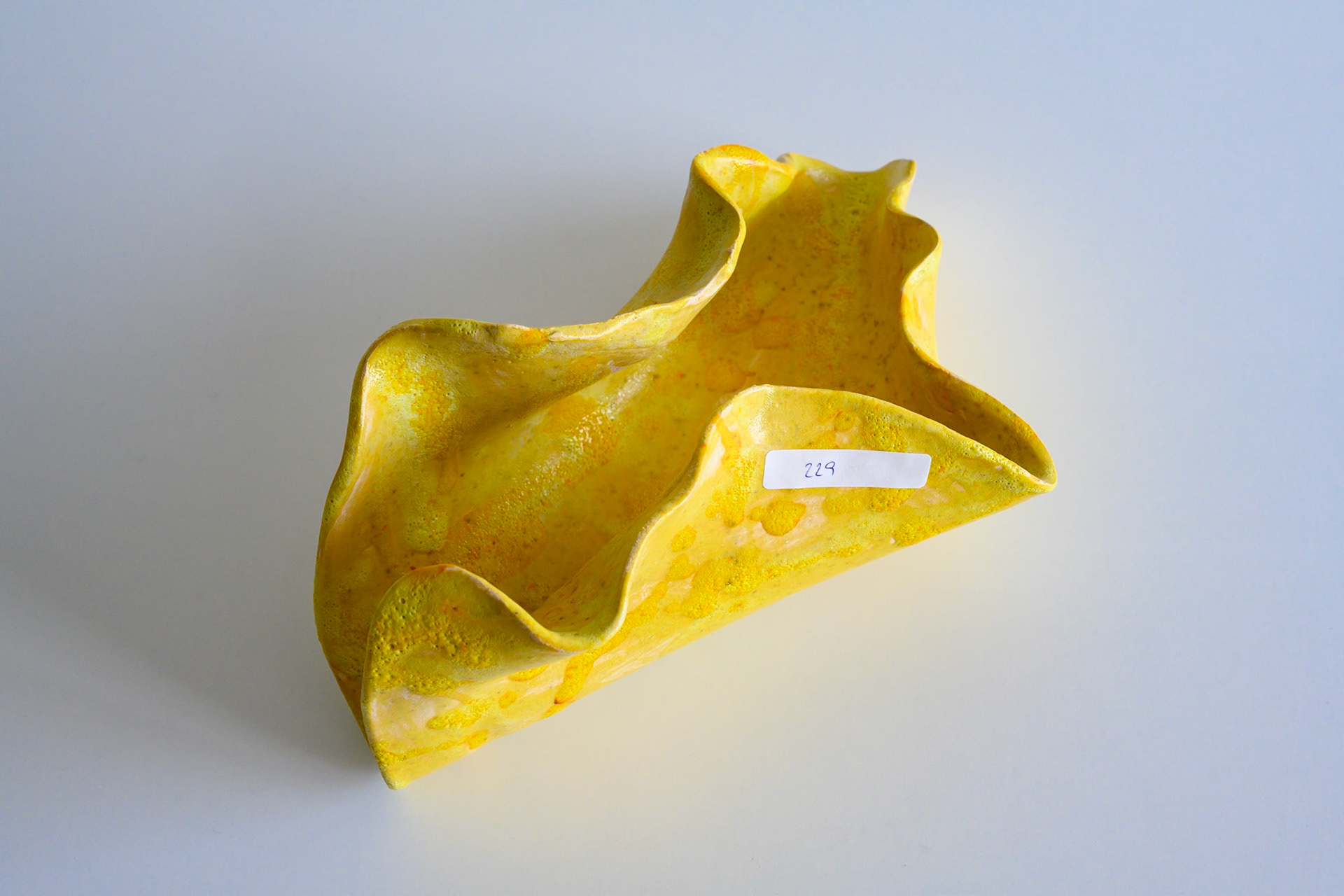 Keramik 229: Schale, 25 cm lang