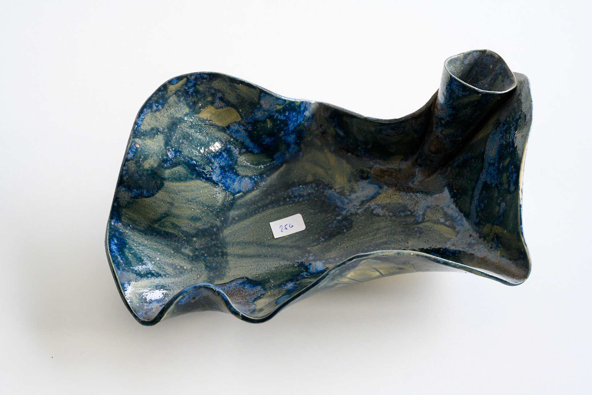 Keramik 256: Schale, 27 cm lang