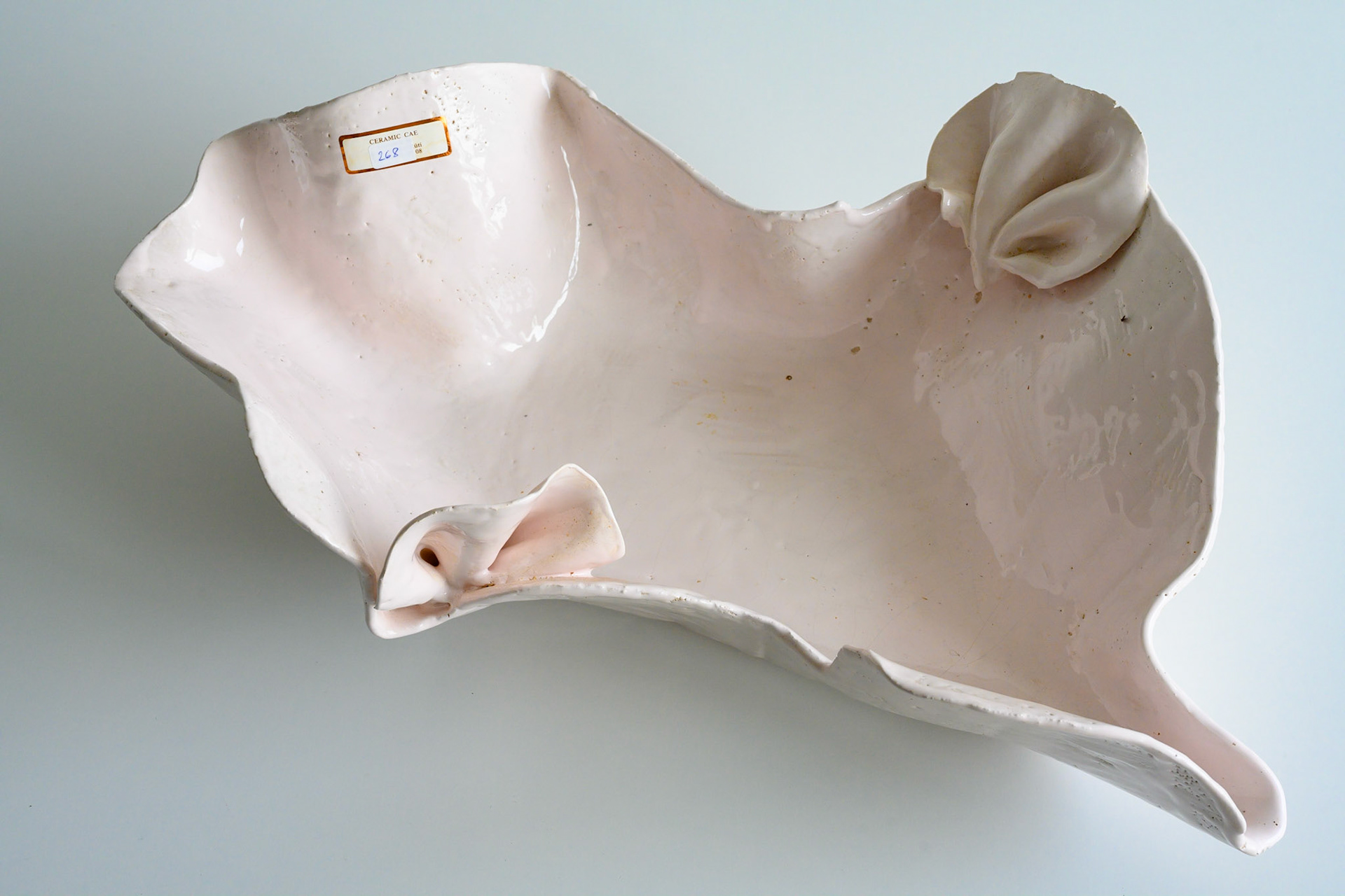 Keramik 268: Schale, 55 cm lang. 15 cm hoch