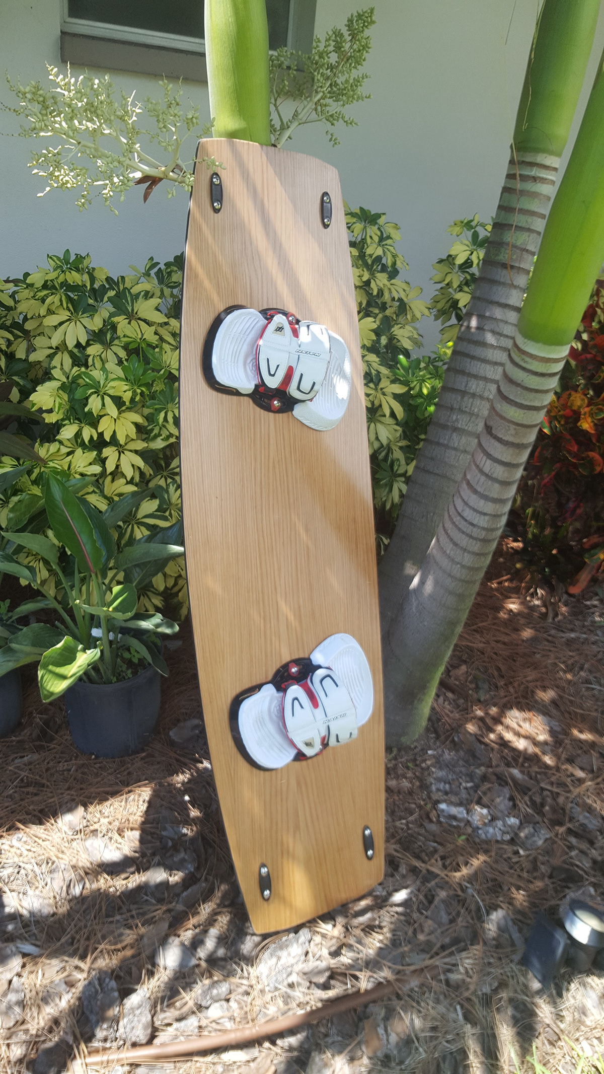 Maximo Design Group LLC Custom Kiteboards