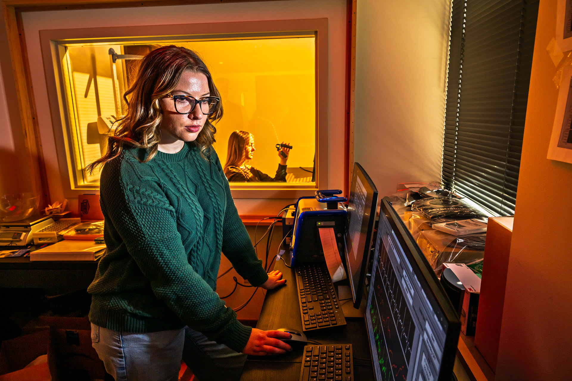 A psychology student sets up an experiment. 
