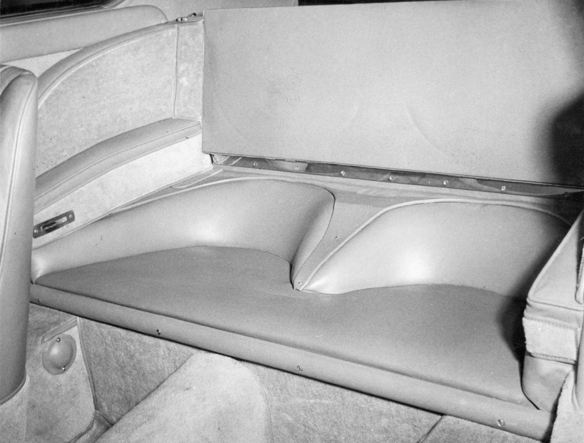 Rear seats of the David Brown Aston Martin DB2-4 Mark III
