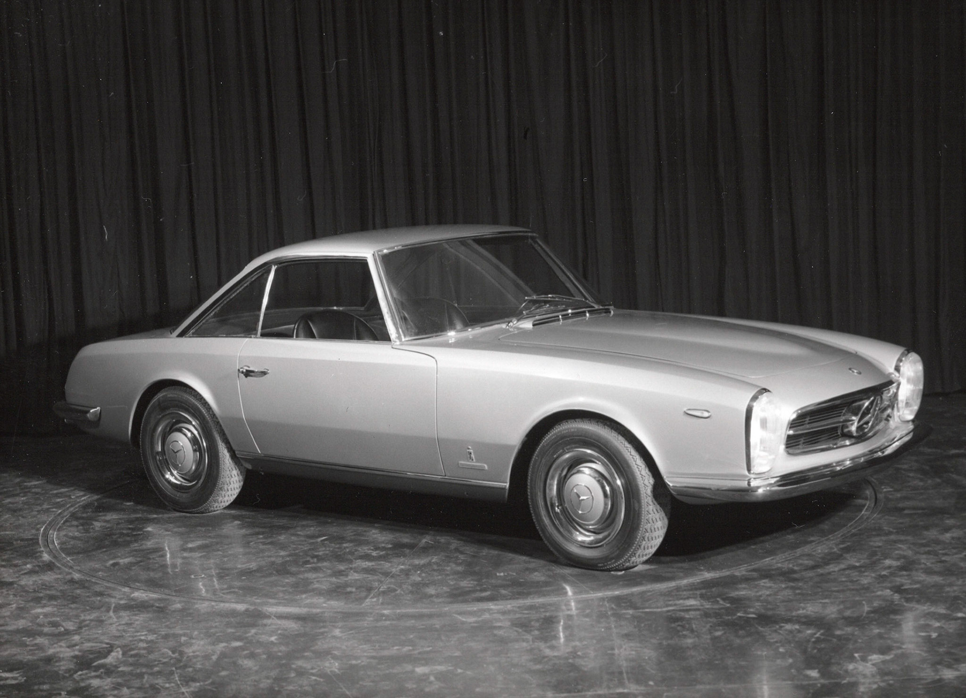 Mercedes 230 SL Coupe Speziale Pininfarina fotografia 880