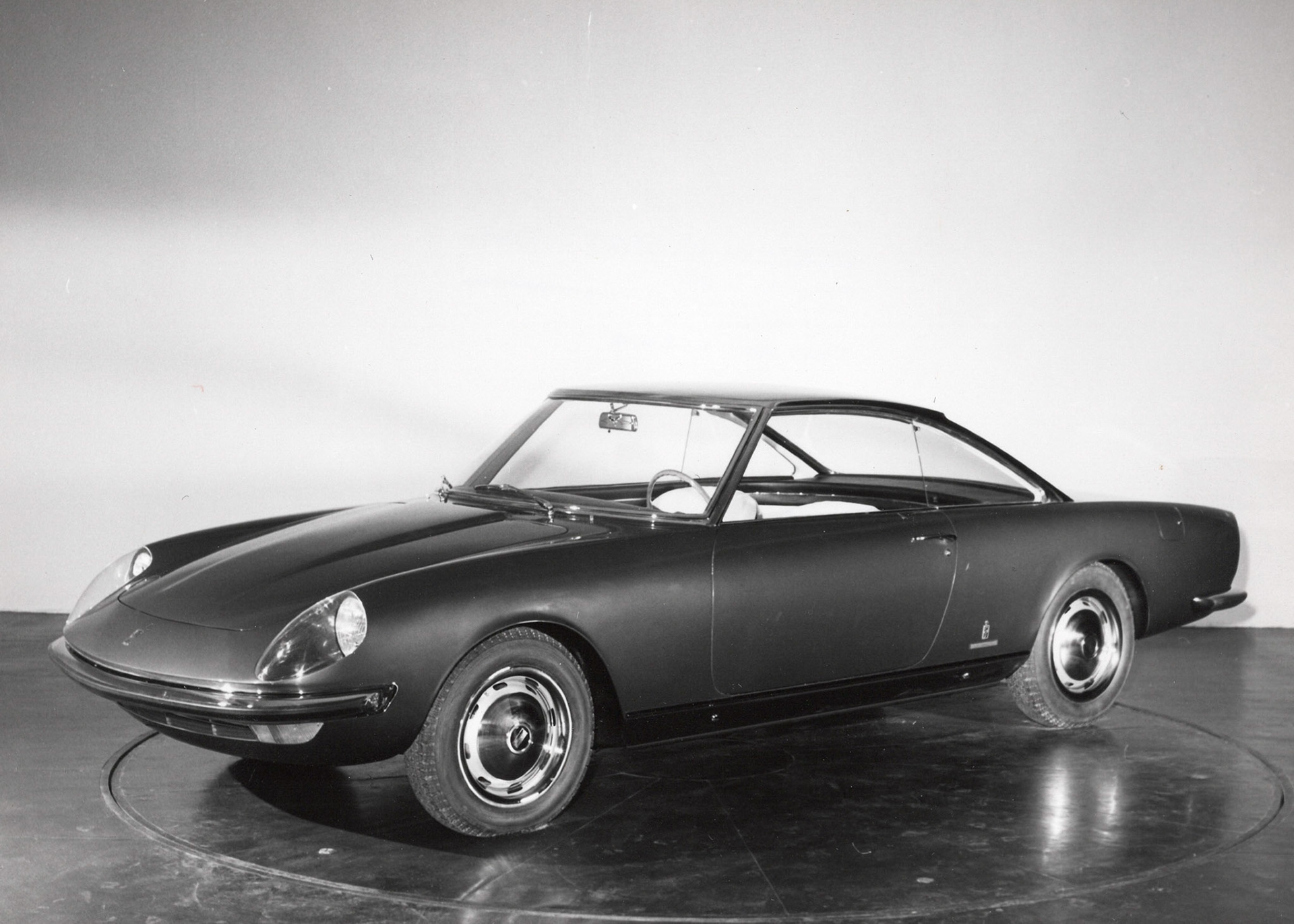 Fiat 2300 S coupé speciale 2 poste Pininfarina  fotografia 884