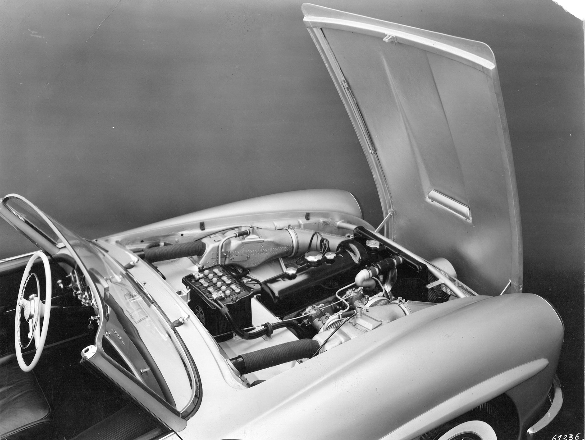 Mercedes Benz 190 SL, as presented at the New York 'International Motor Sports Show' of February 1954. Engine bay was different from final version (see next post).