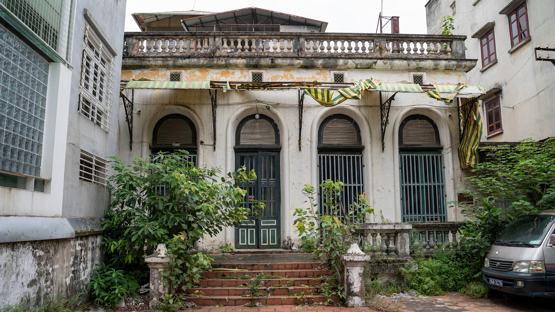 a fine example of decaying French Colonial architecture