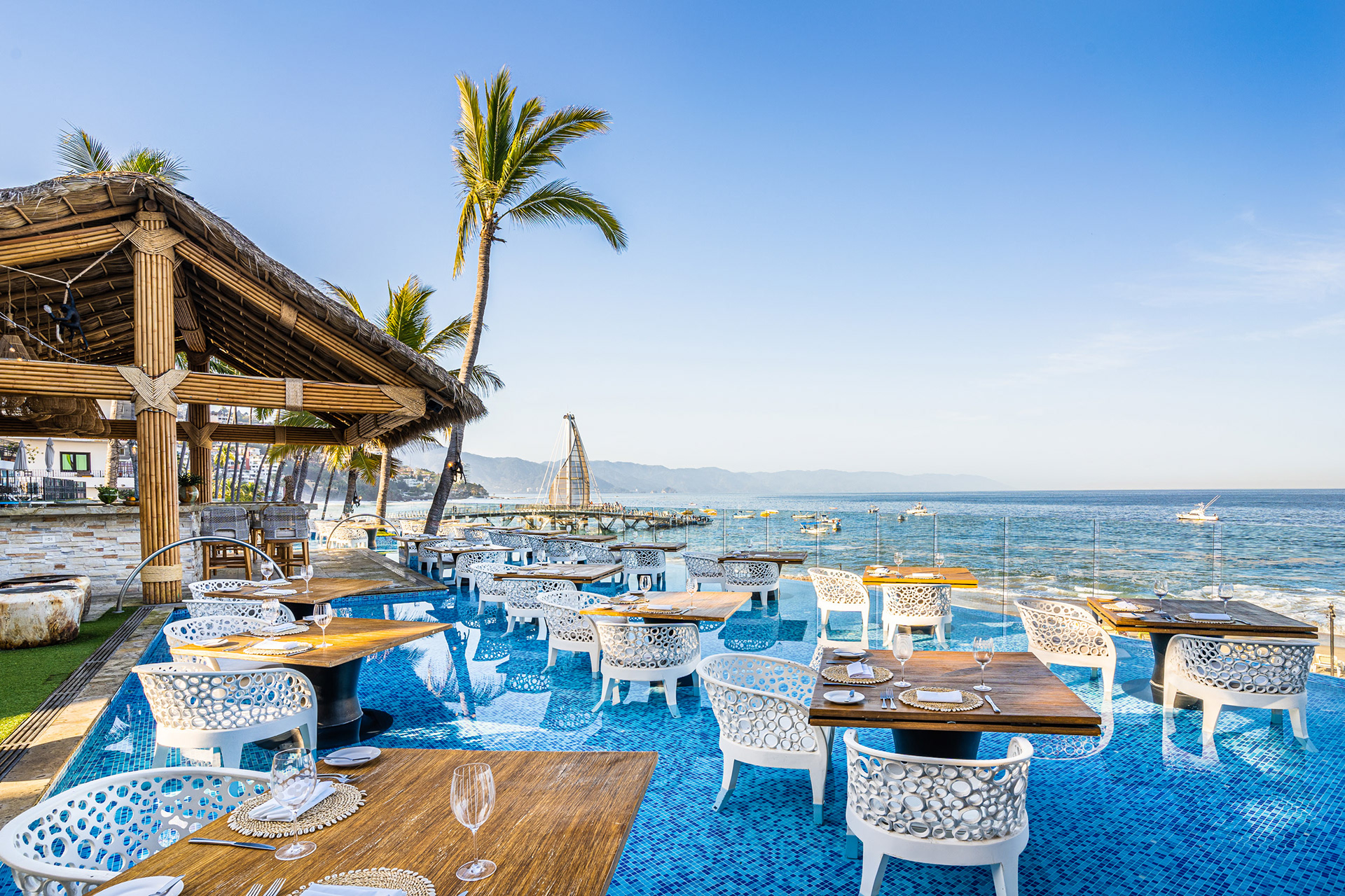 Mar y Vino - Puerto Vallarta