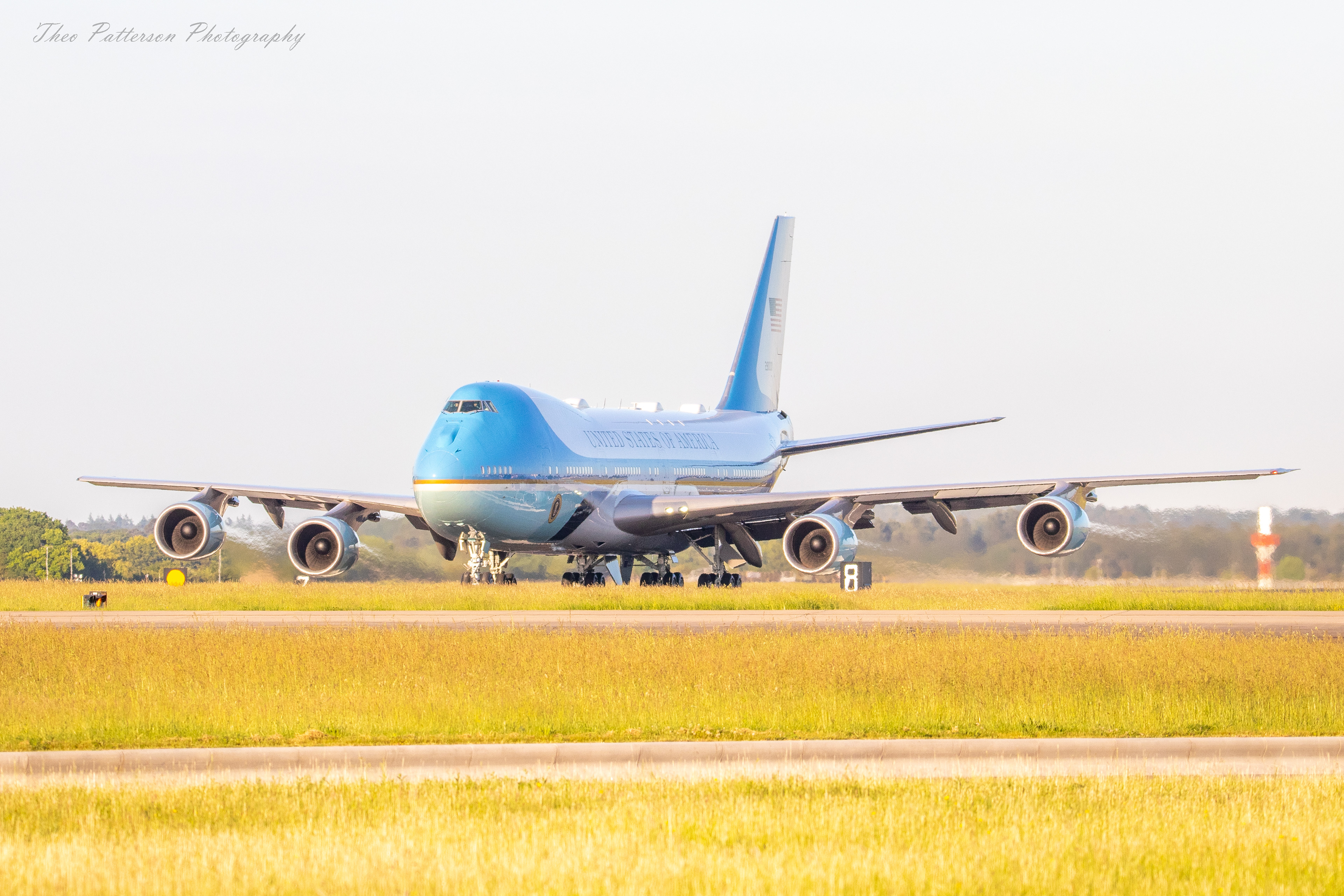Boeing VC-25 "Air Force One" slowing down on the runway at RAF Mildenhall. Tail Number - 28000