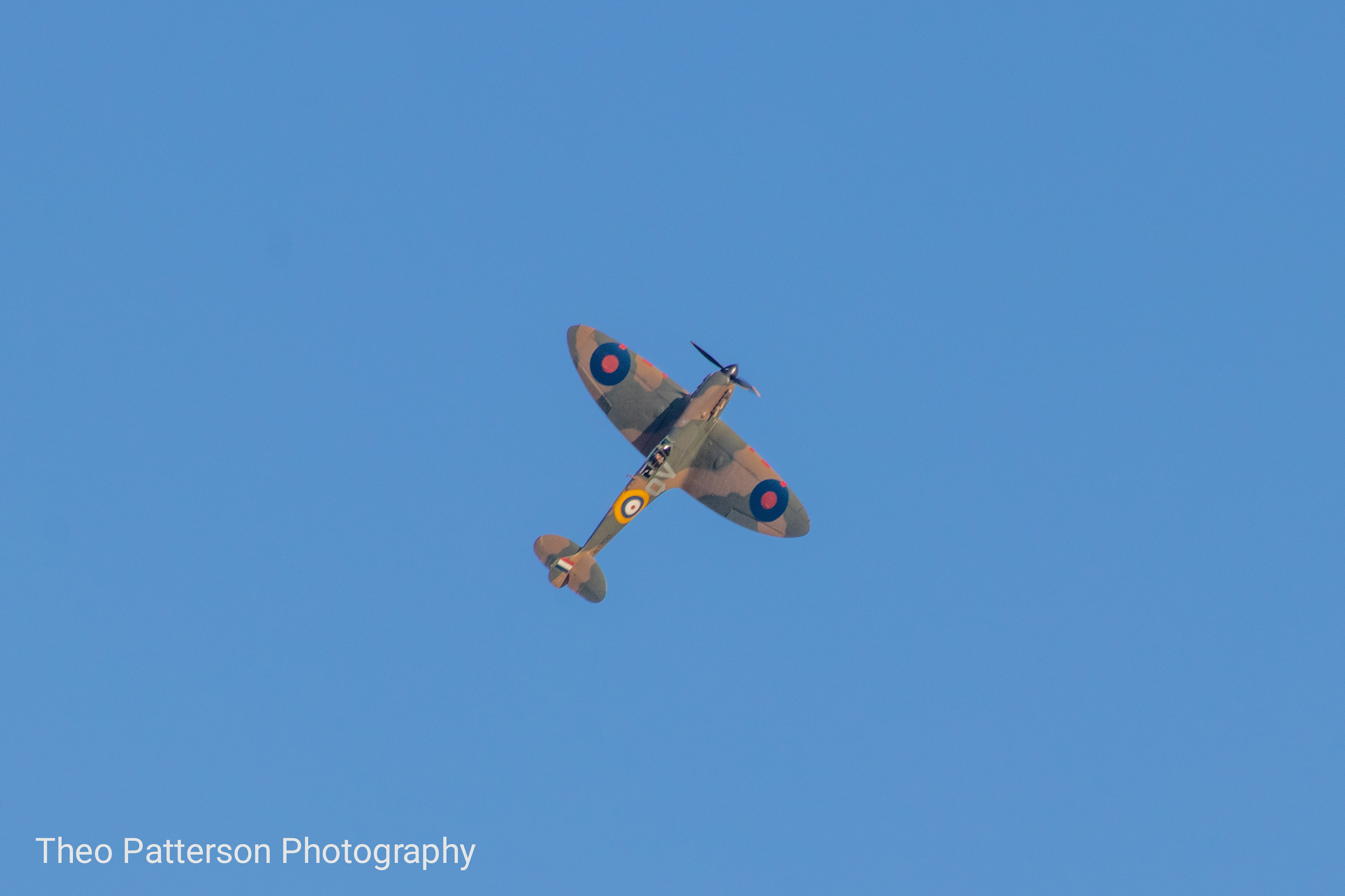 Supermarine Spitfire N3200