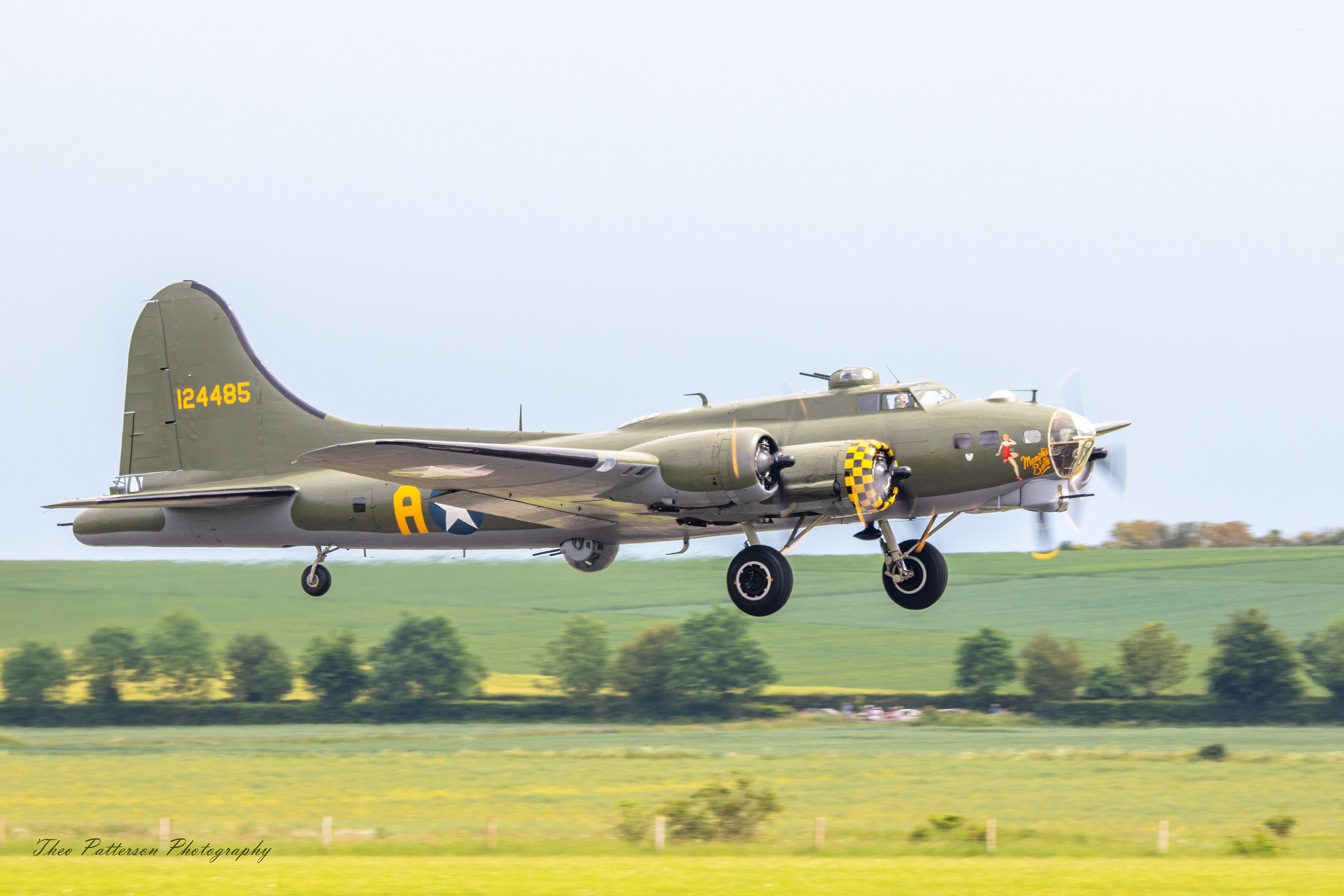 Boeing B-17 Flying Fortress "Sally B"