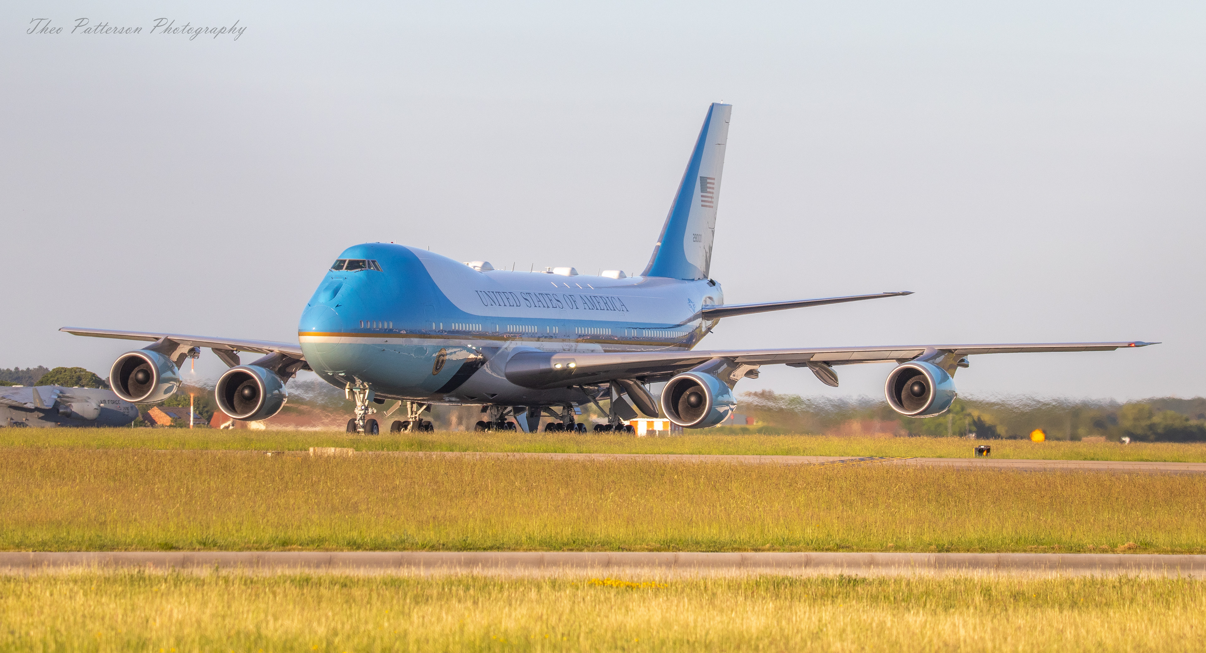 Boeing VC-25 "Air Force One" slowing down on the runway at RAF Mildenhall. Tail Number - 28000