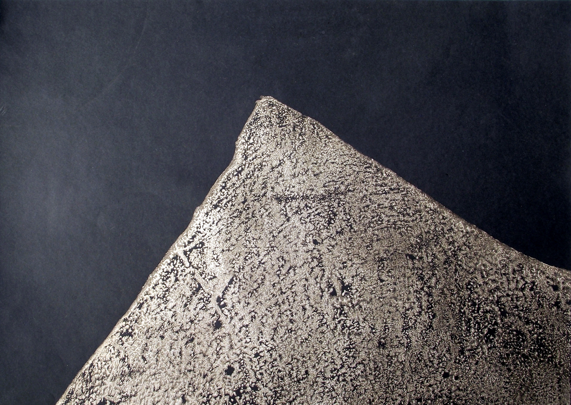 Adamastor - II - monotipia com ardósia - 31x43cm - 2002