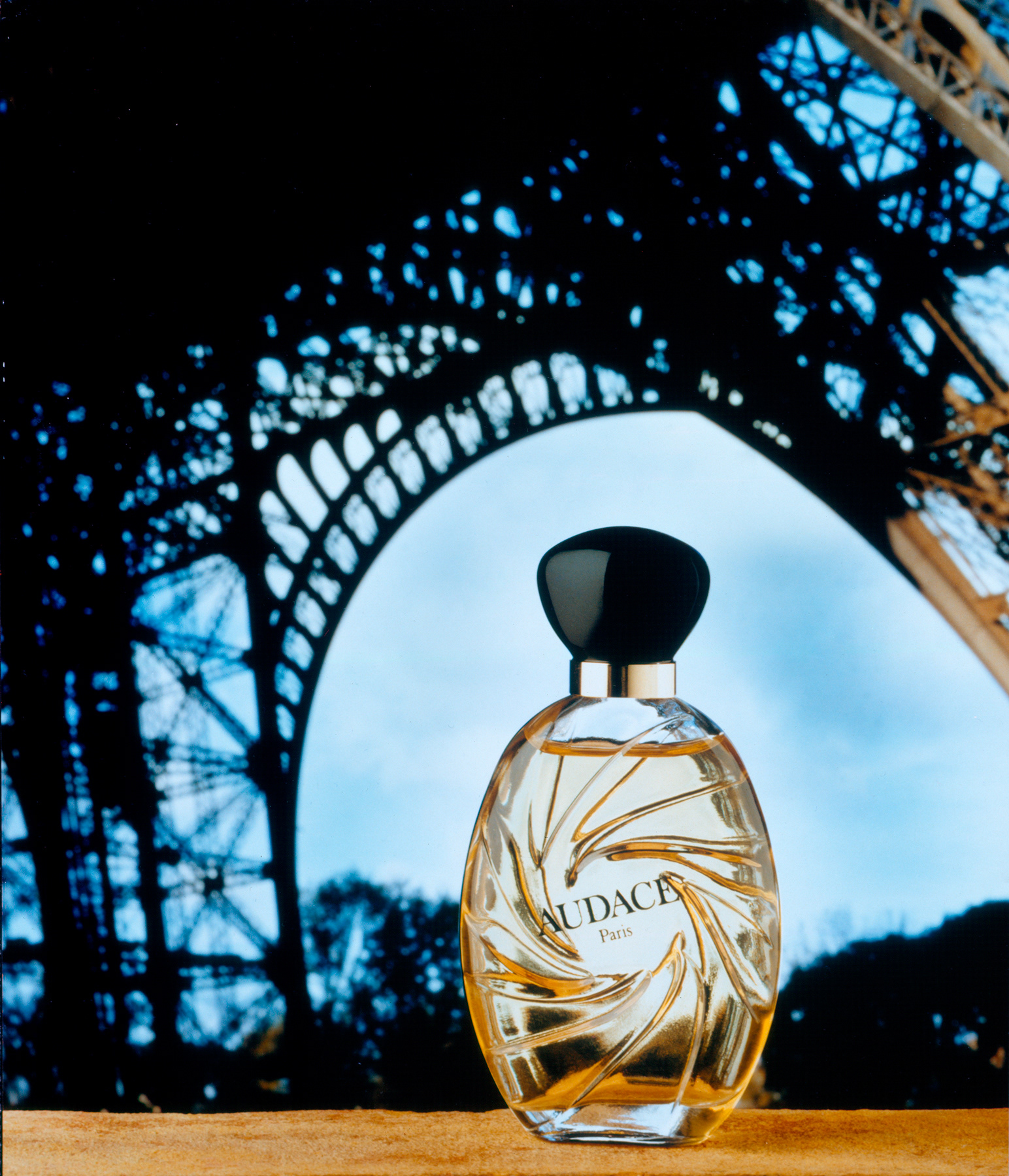 Perfume product advertising photography - Paris