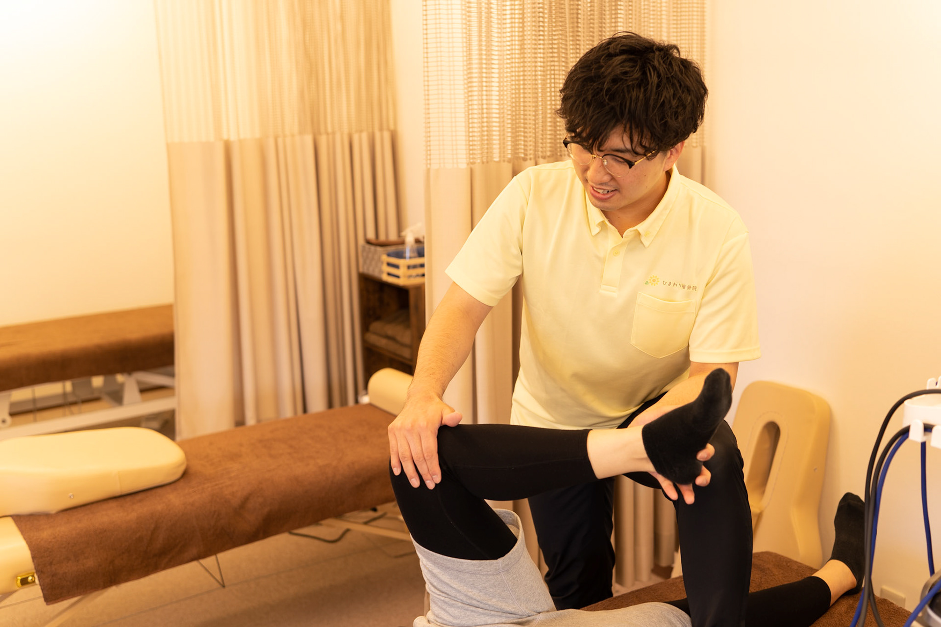 施術イメージ／接骨院