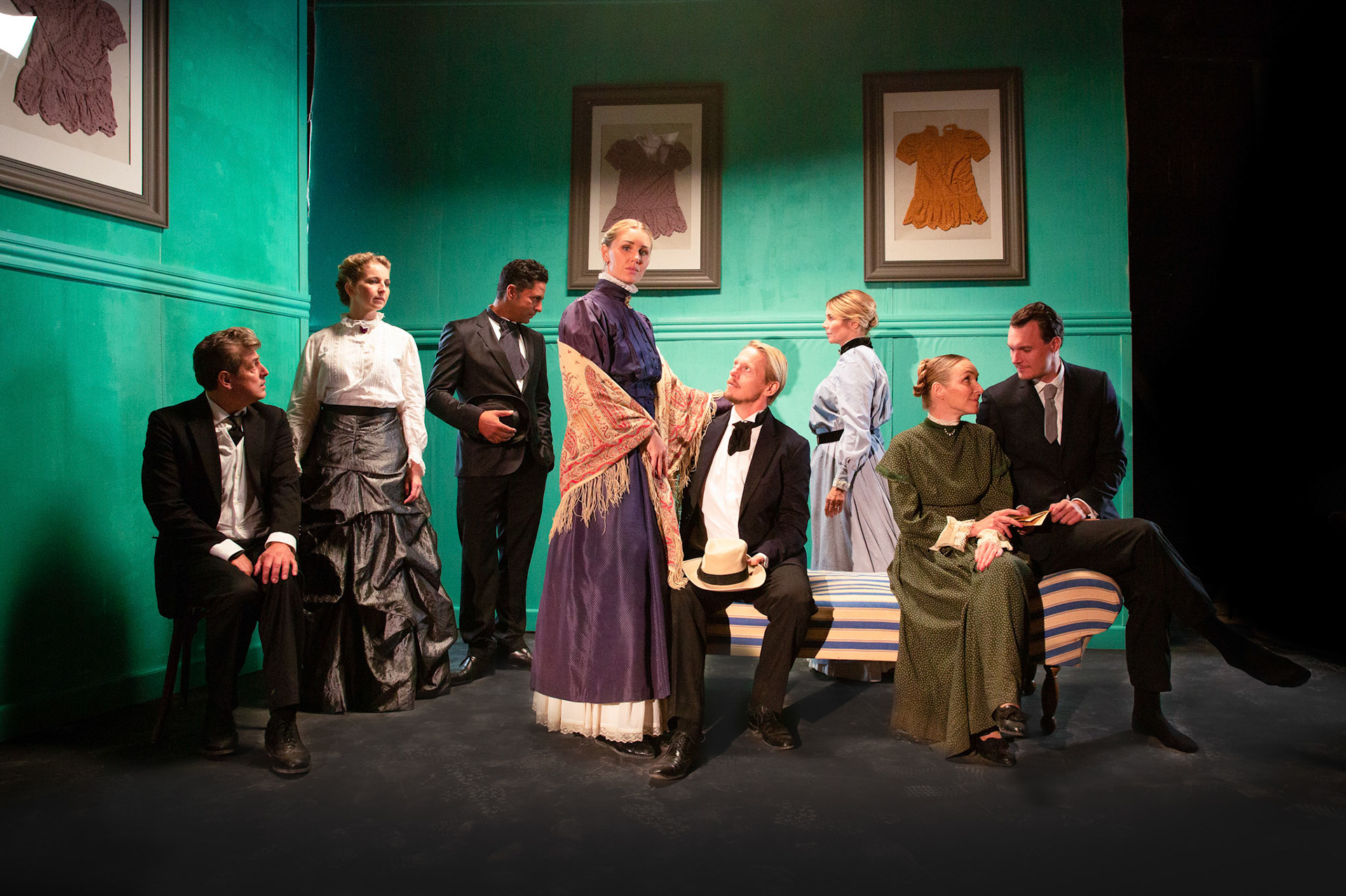 Den Store Premiere Stills