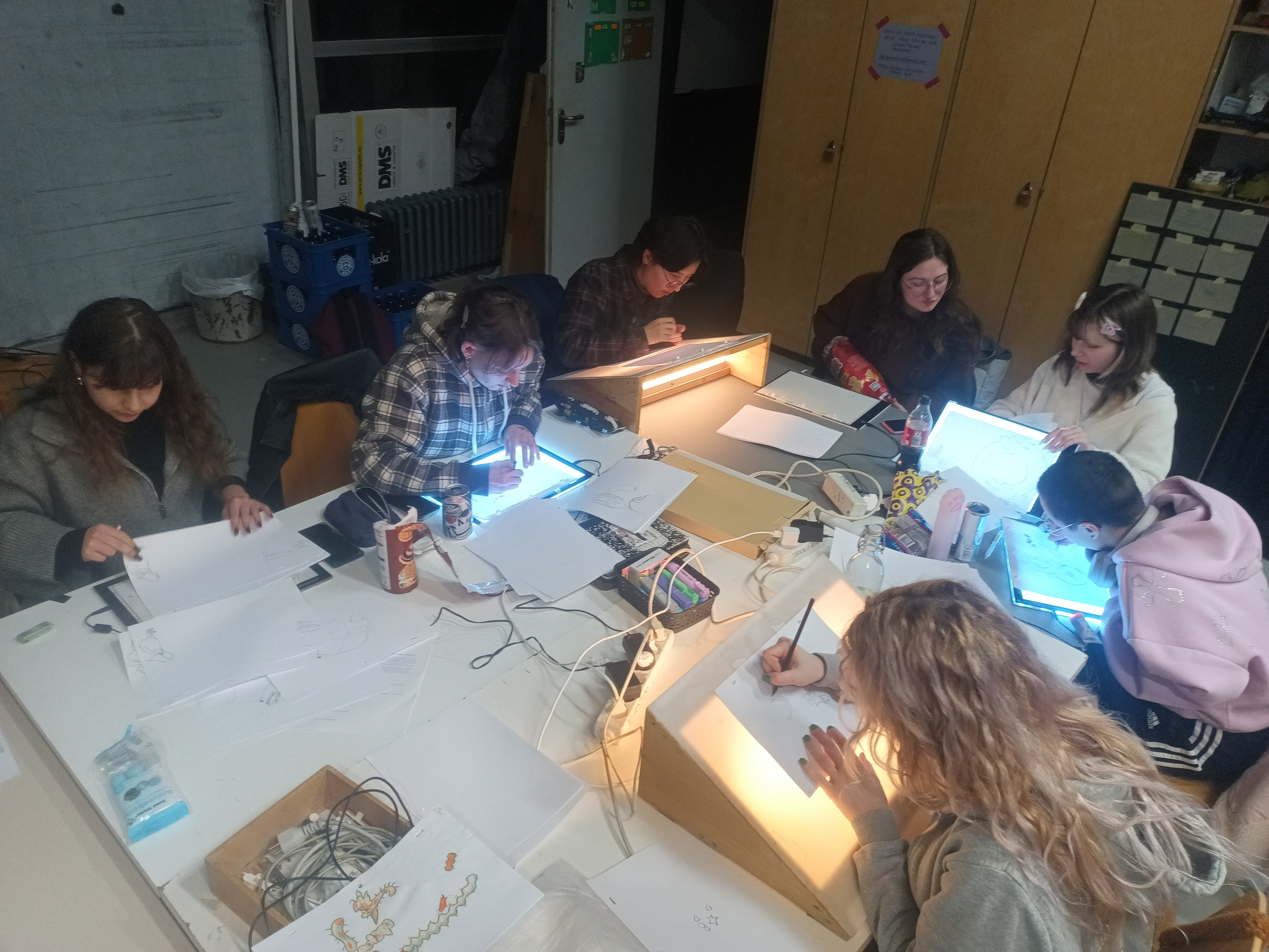 Hands-on seminar: creating analog weaving loops.