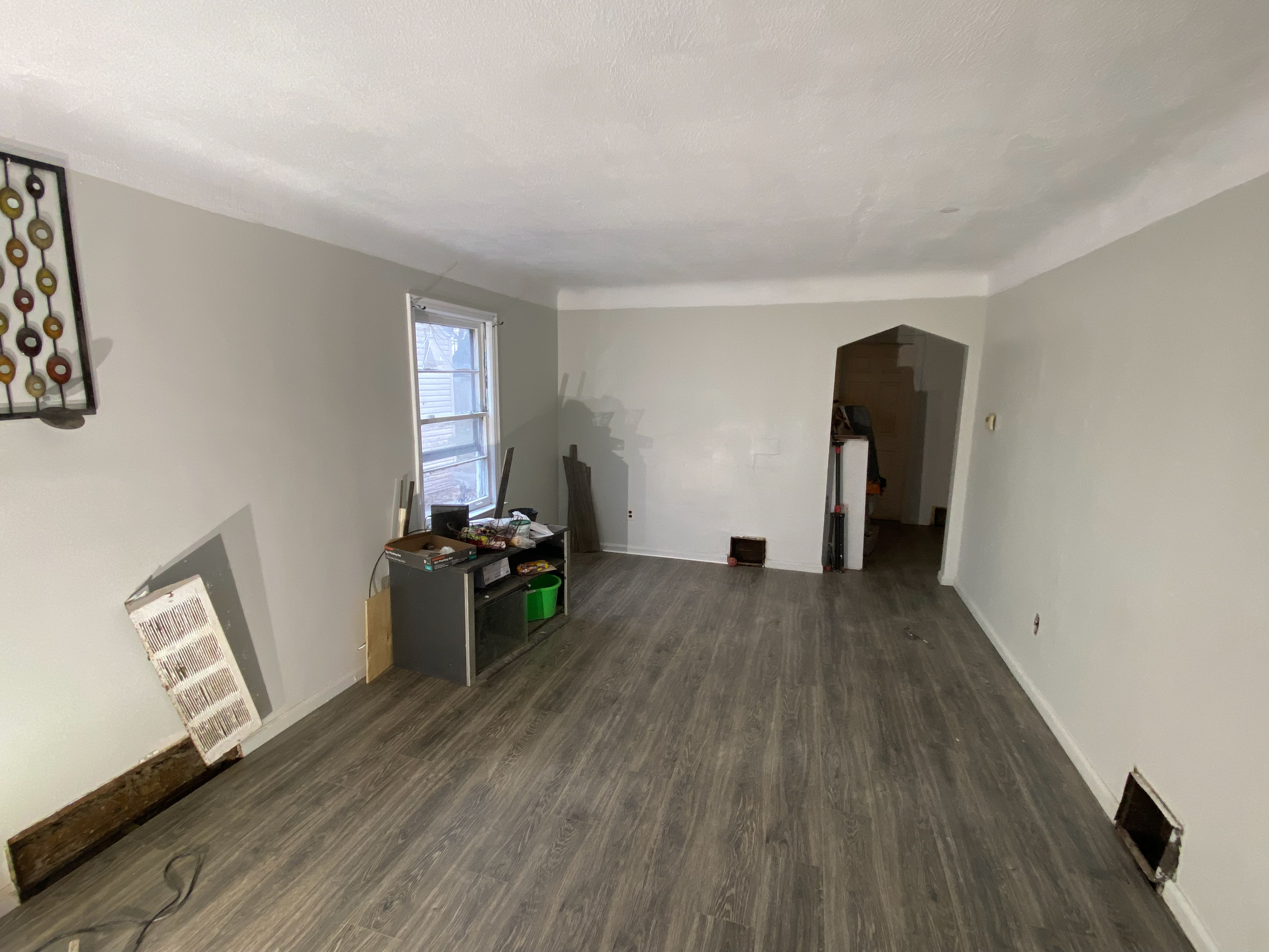 Fresh paint & Flooring