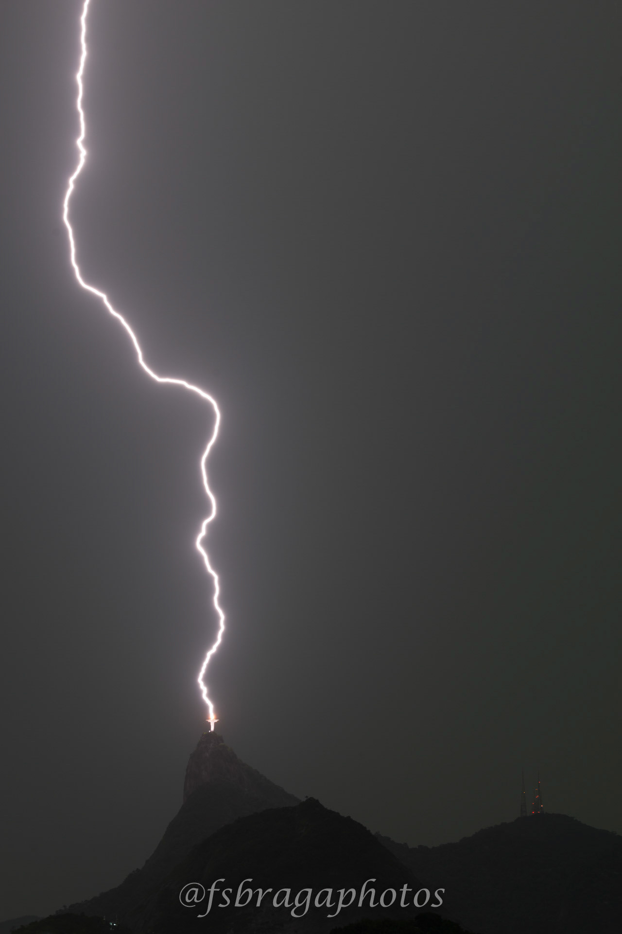 Raio Divino / Divine Lightning