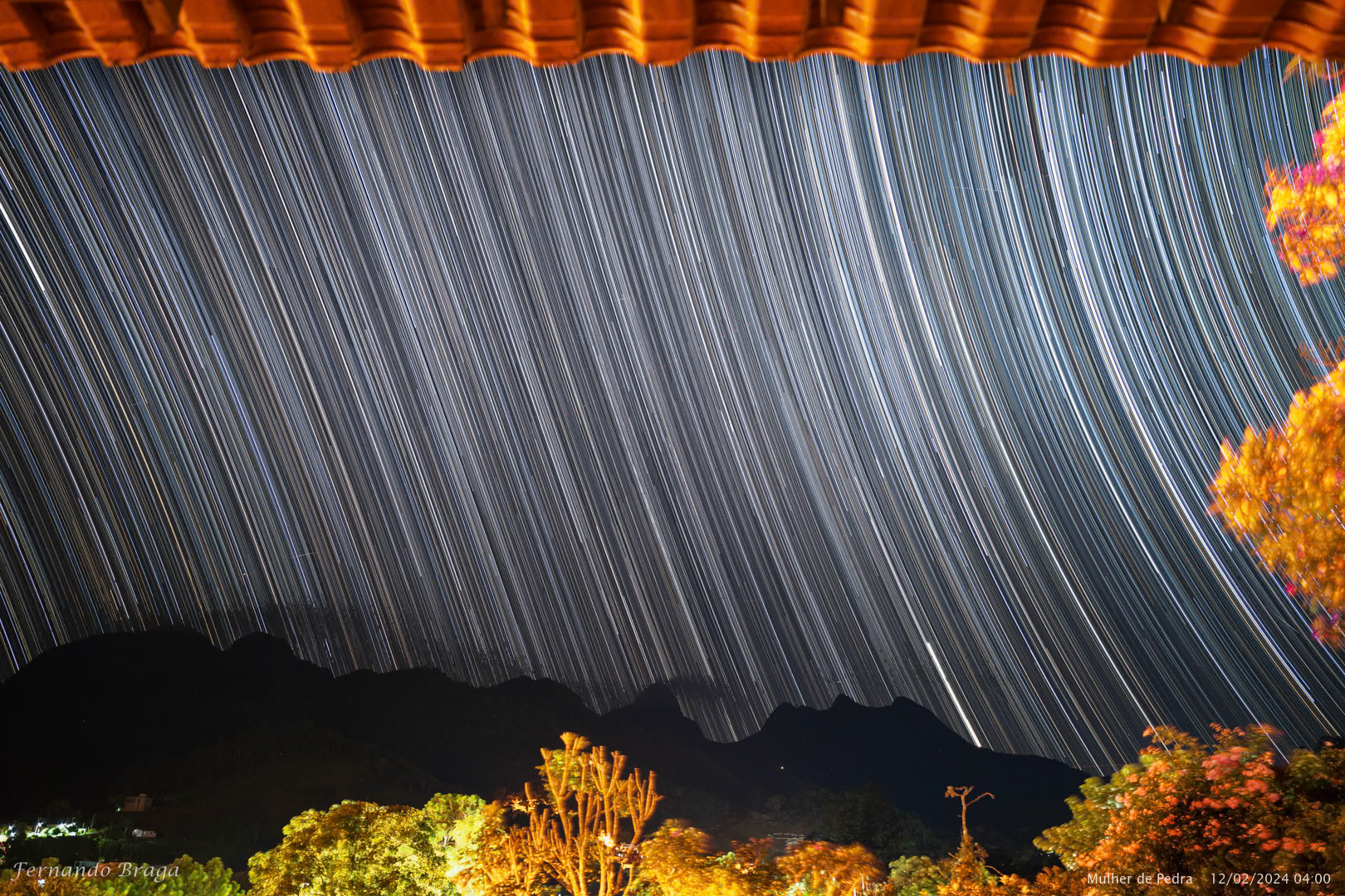 Star Trail na Mulher de Pedra em 12 de Fevereiro de 2024 das 01h30AM às 04h30AM com 600 fotos f/2.8 15" ISO 800.
