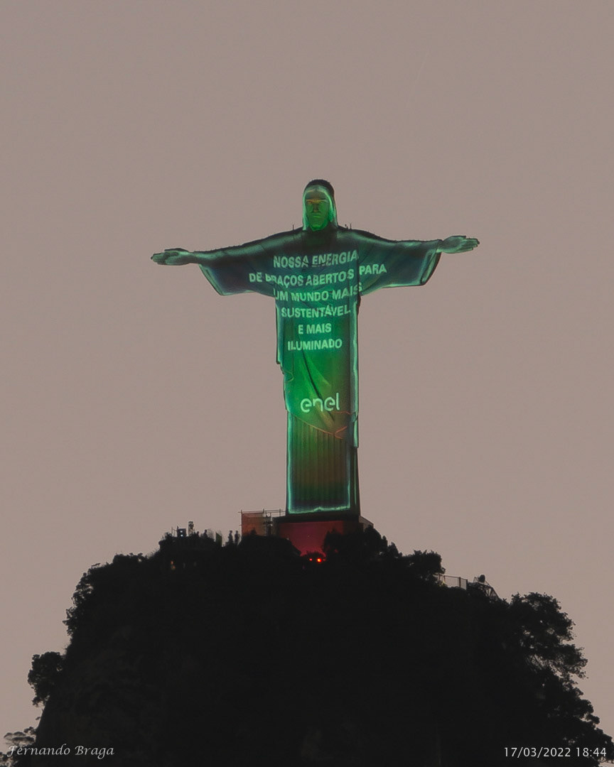 Inauguração do novo sistema de iluminação do Cristo Redentor na campanha 90 Anos de Luz