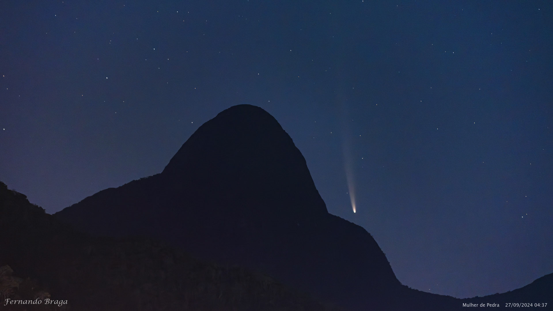 Cometa do Século na Mulher de Pedra