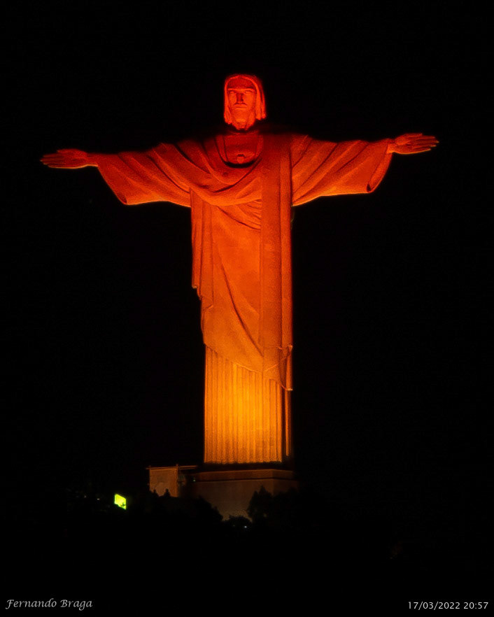 Inauguração do novo sistema de iluminação do Cristo Redentor na campanha 90 Anos de Luz