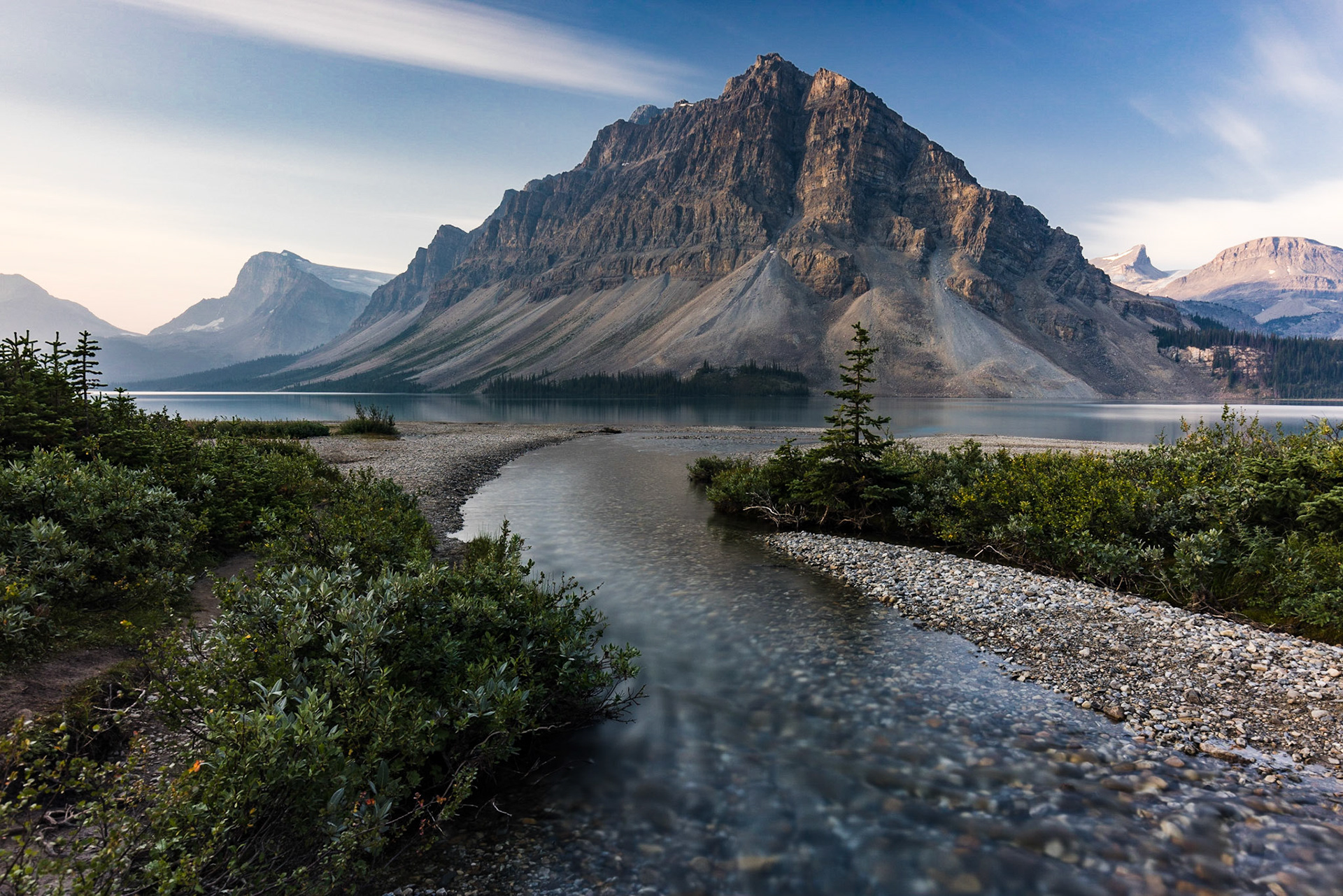 Bow Lake Viewpoint