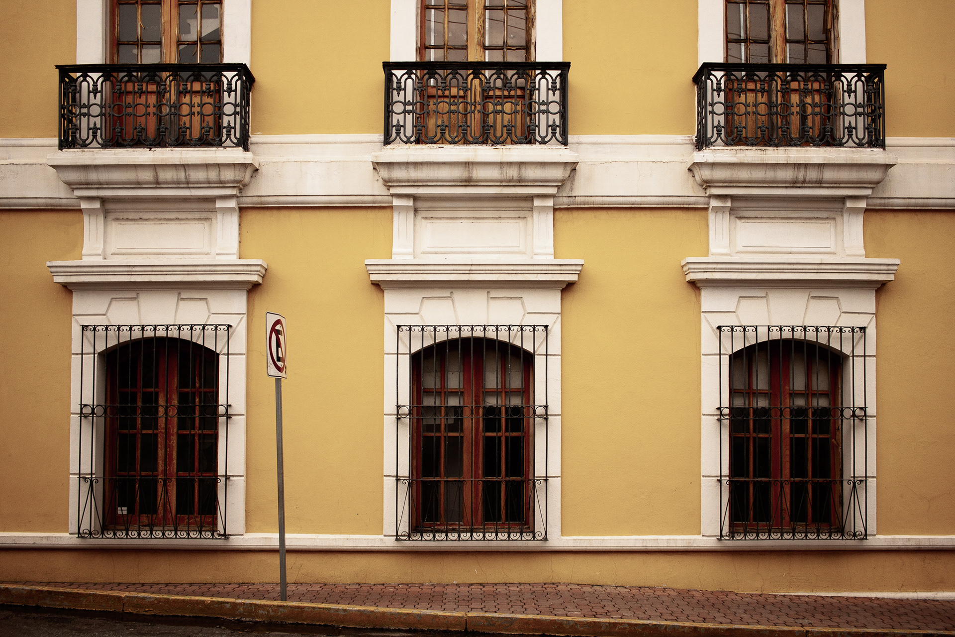 MASIN: FACHADA ESTE, AVE DR RUPERTO PALIZA