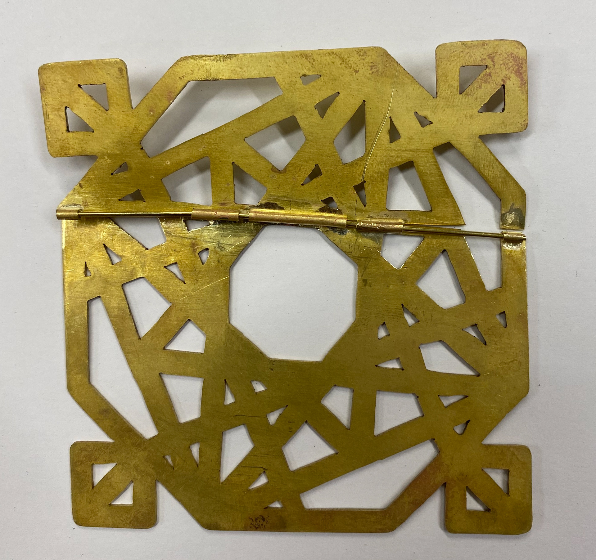 Hinges not alligned