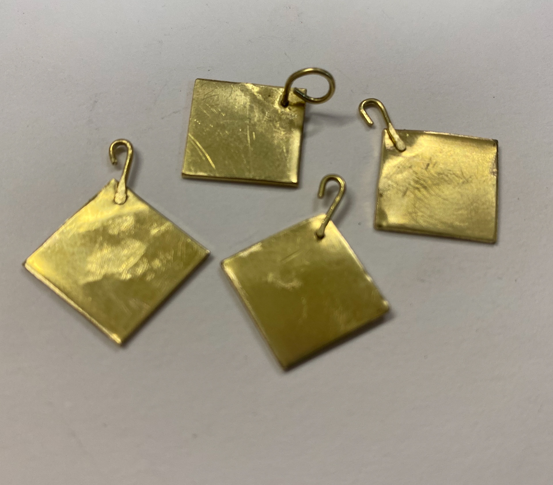 Connection with hooks
