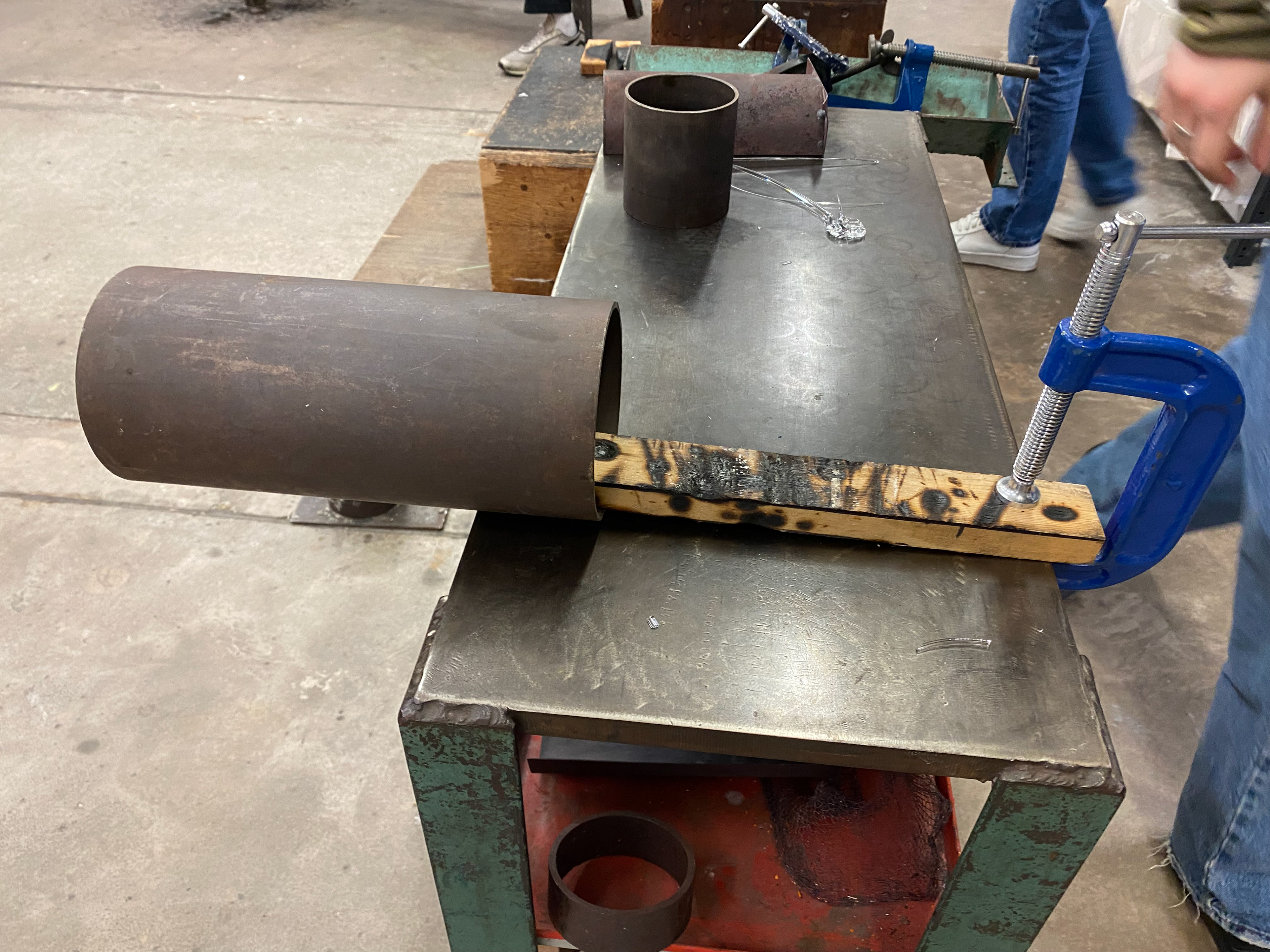 Iron shape set up to using a D clamp