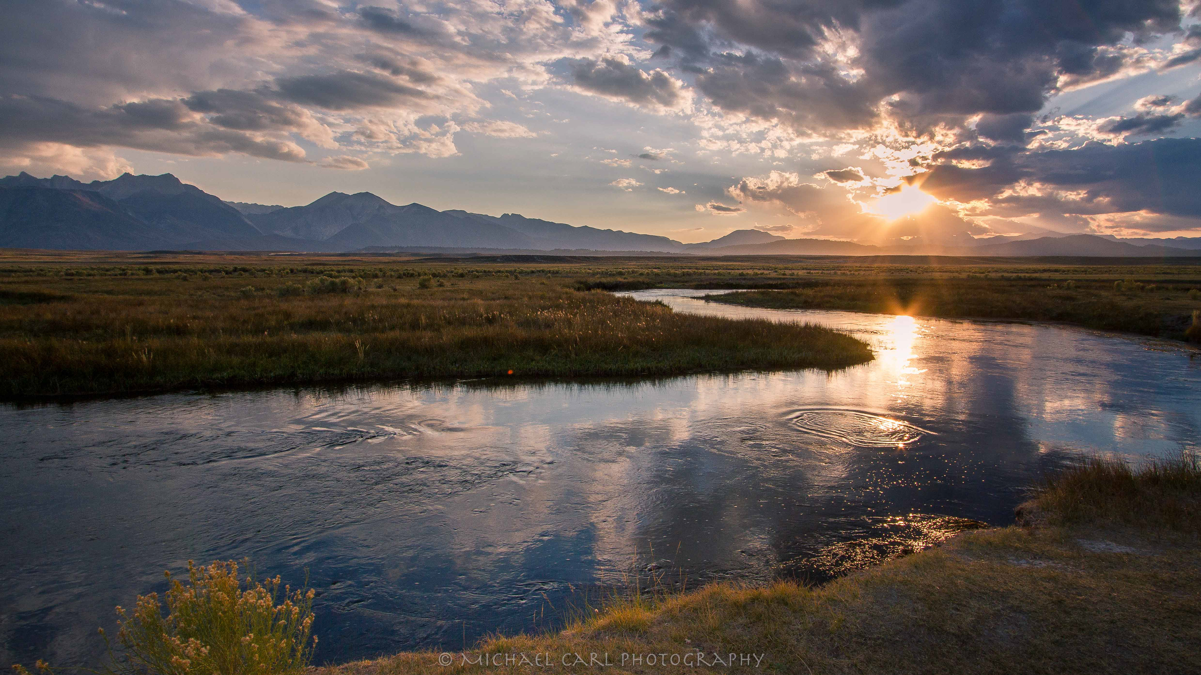 Eastern Sierra Nevada photography of sunset on the Owens River.