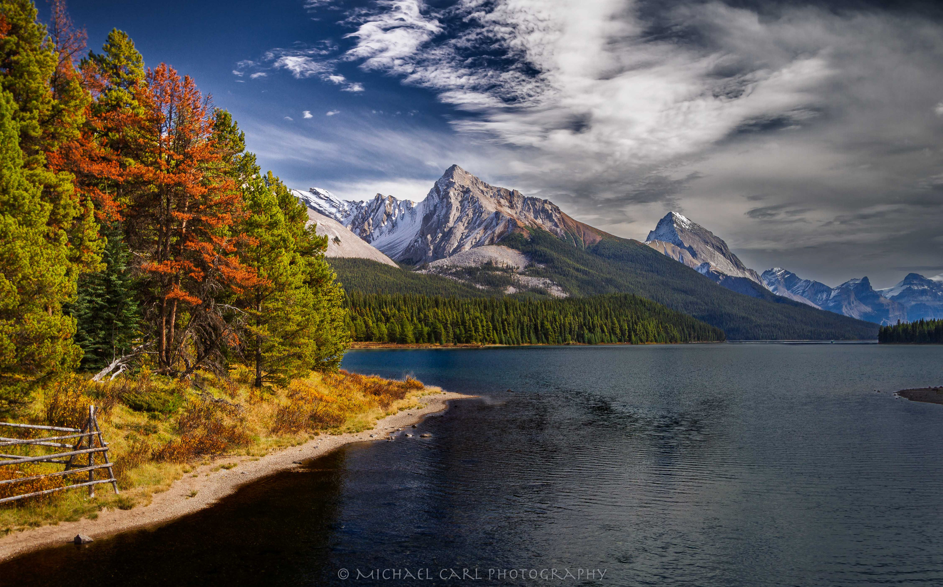 Landscape photography of Maligne Lake in Jasper National Park Canada
